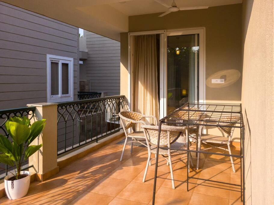 Modern villa with Private Pool,WiFi,parking in Varca