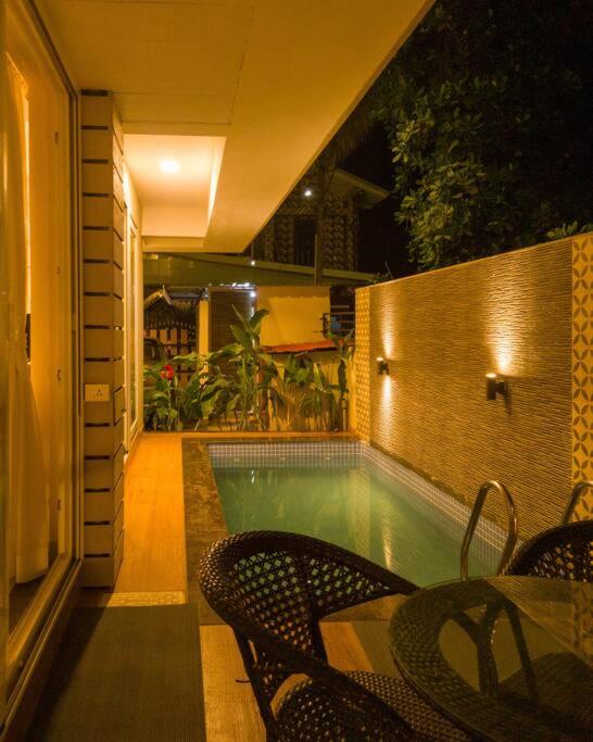 Modern villa with Private Pool,WiFi,parking in Varca
