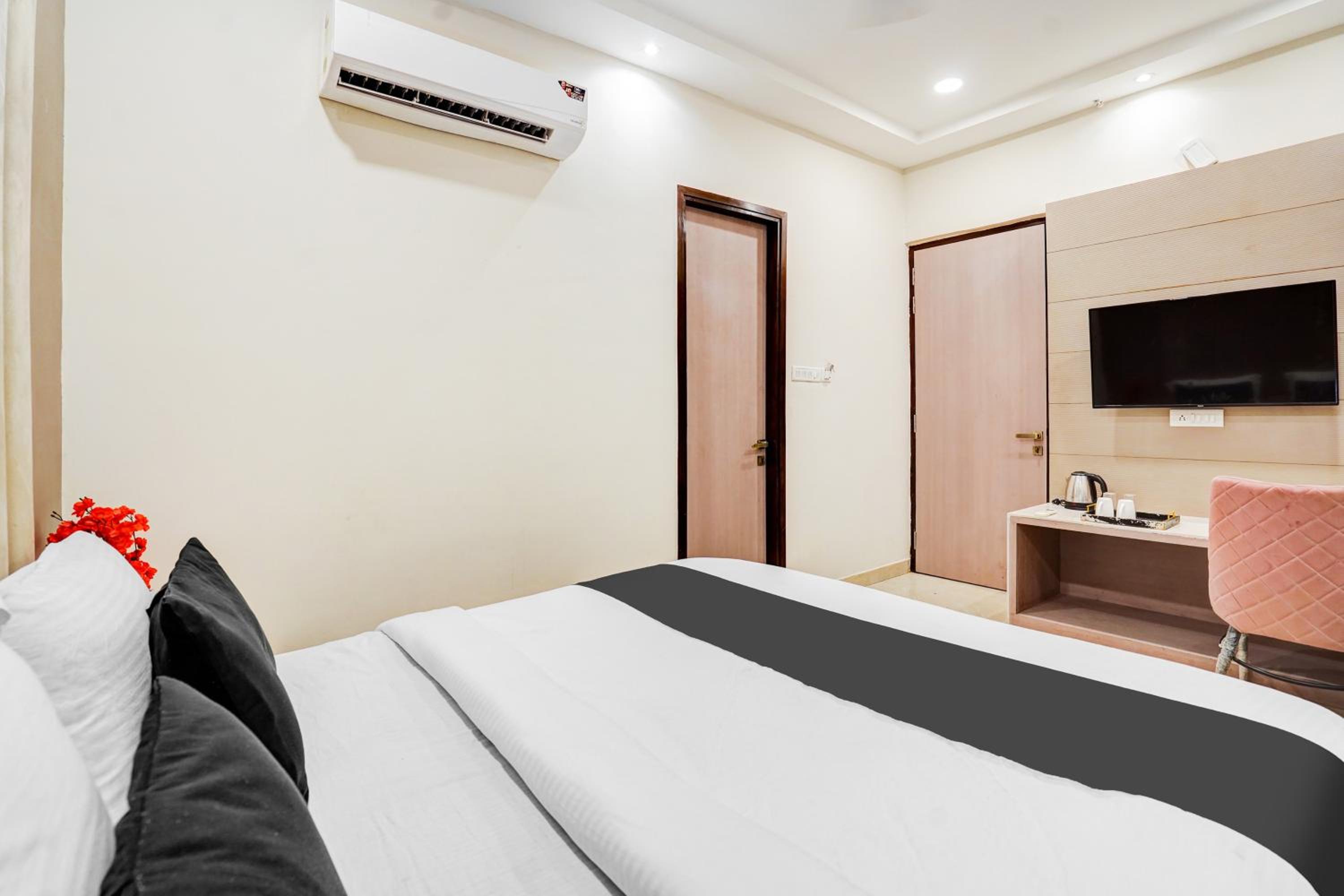 Hotel O STAR DIVINE HOTEL view 4