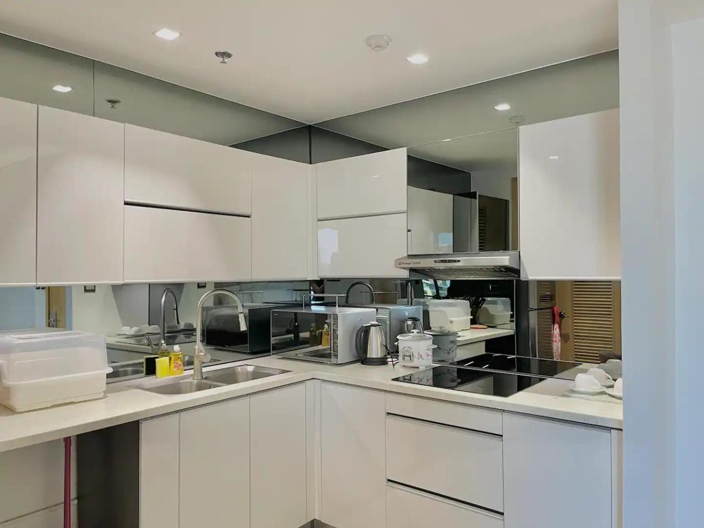 Chic Studio Retreat in 1Euphor Near City Attractions
