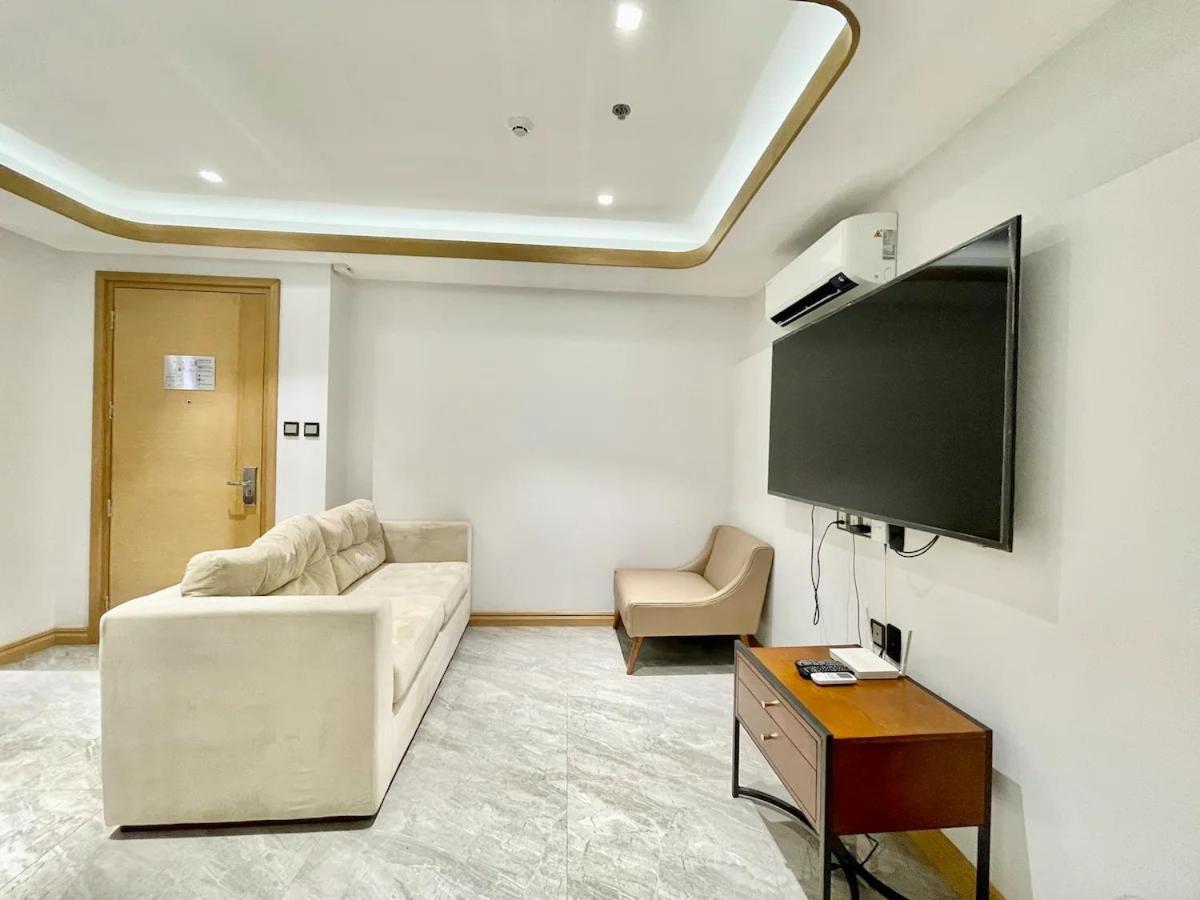 Chic Studio Retreat in 1Euphor Near City Attractions