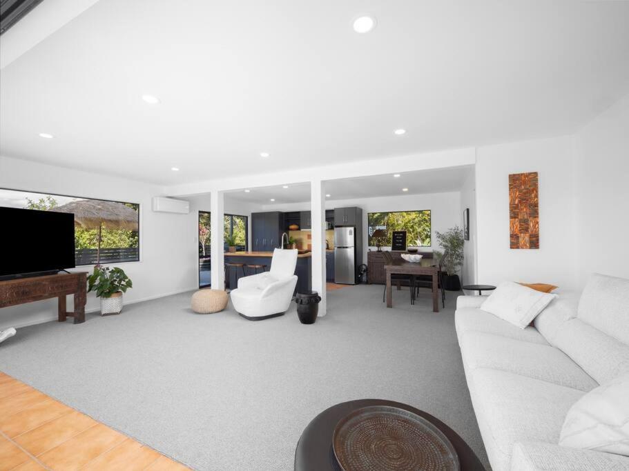 The Villa Palms Paihia view 3