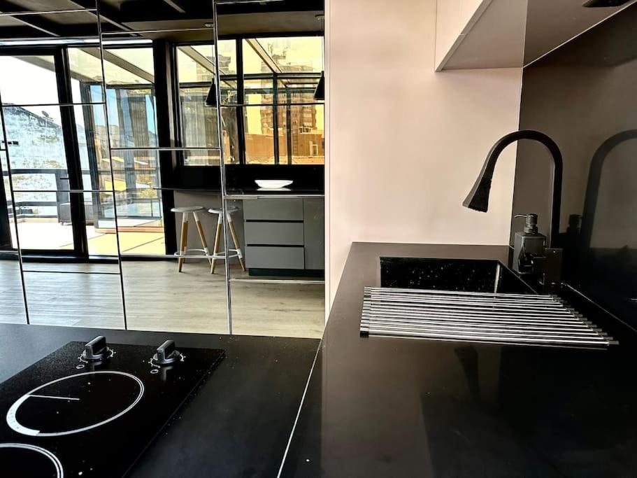 Pent-house with great views and terrace