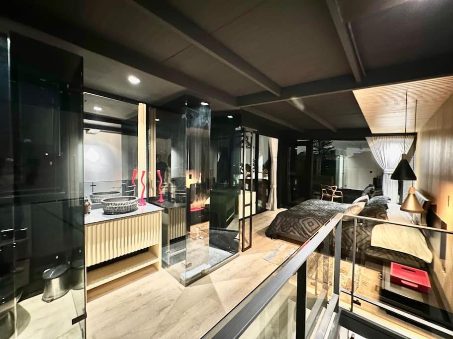 Pent-house with great views and terrace