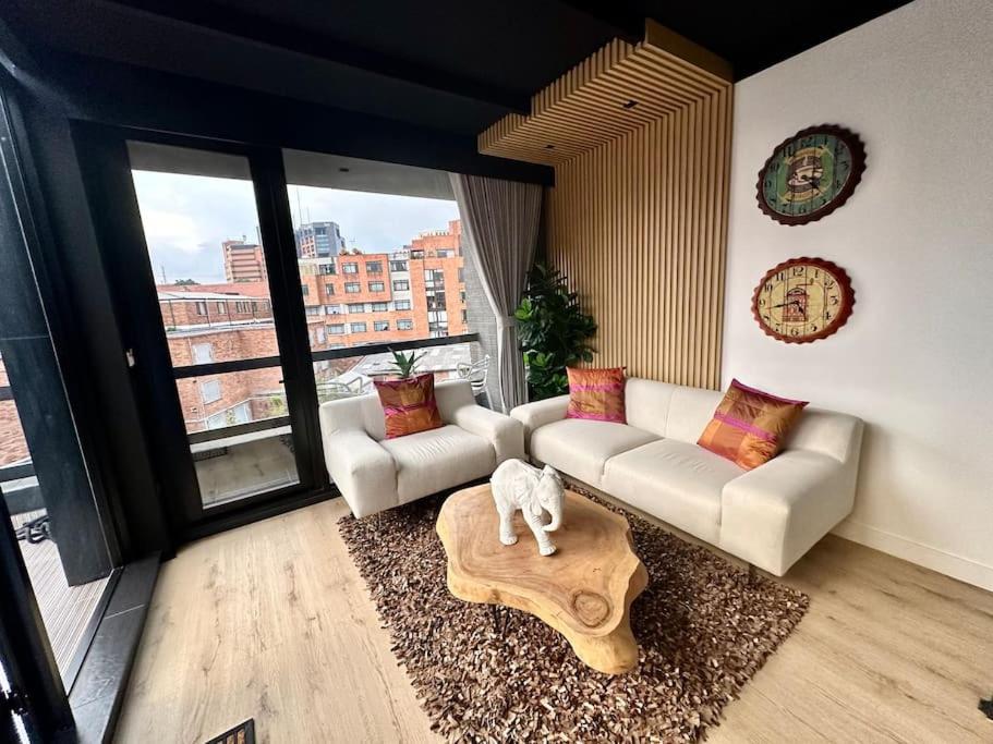 Pent-house with great views and terrace