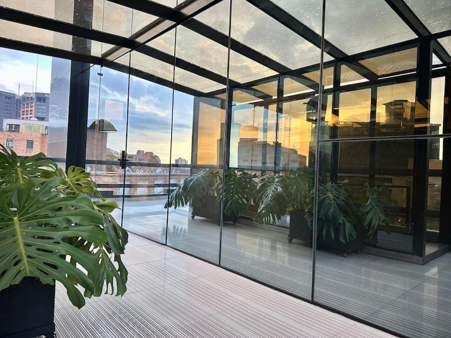 Pent-house with great views and terrace