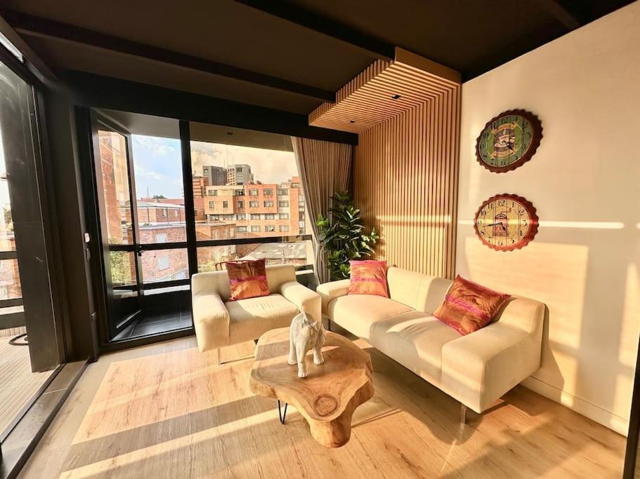 Pent-house with great views and terrace