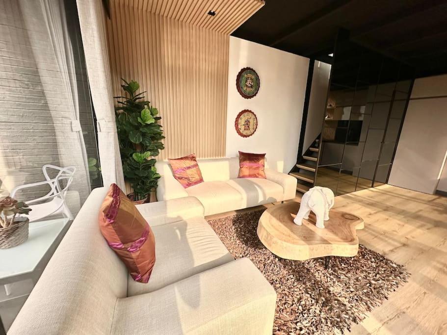 Pent-house with great views and terrace