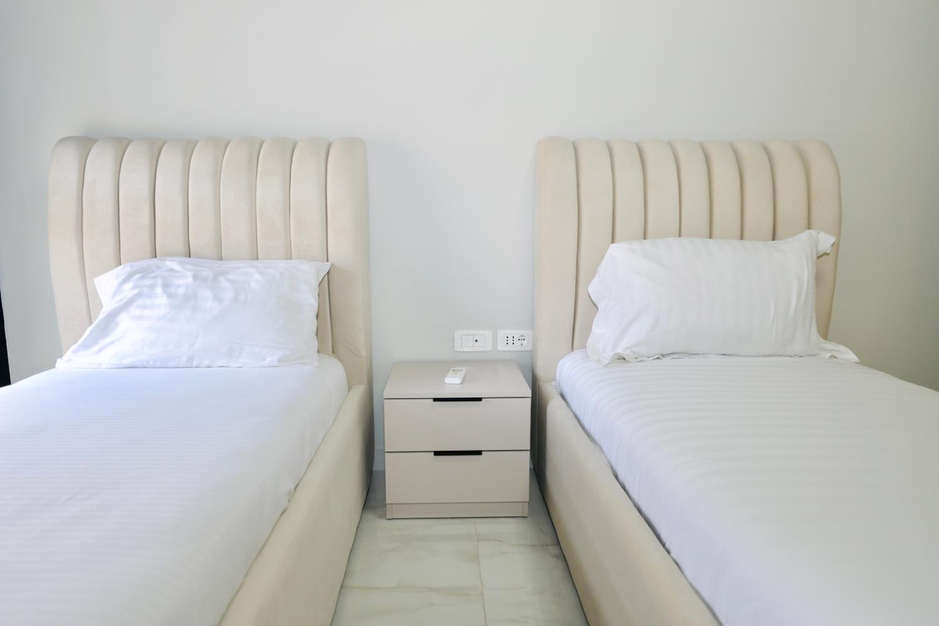 Miku Apartment-Chic 2 Bedroom Escape