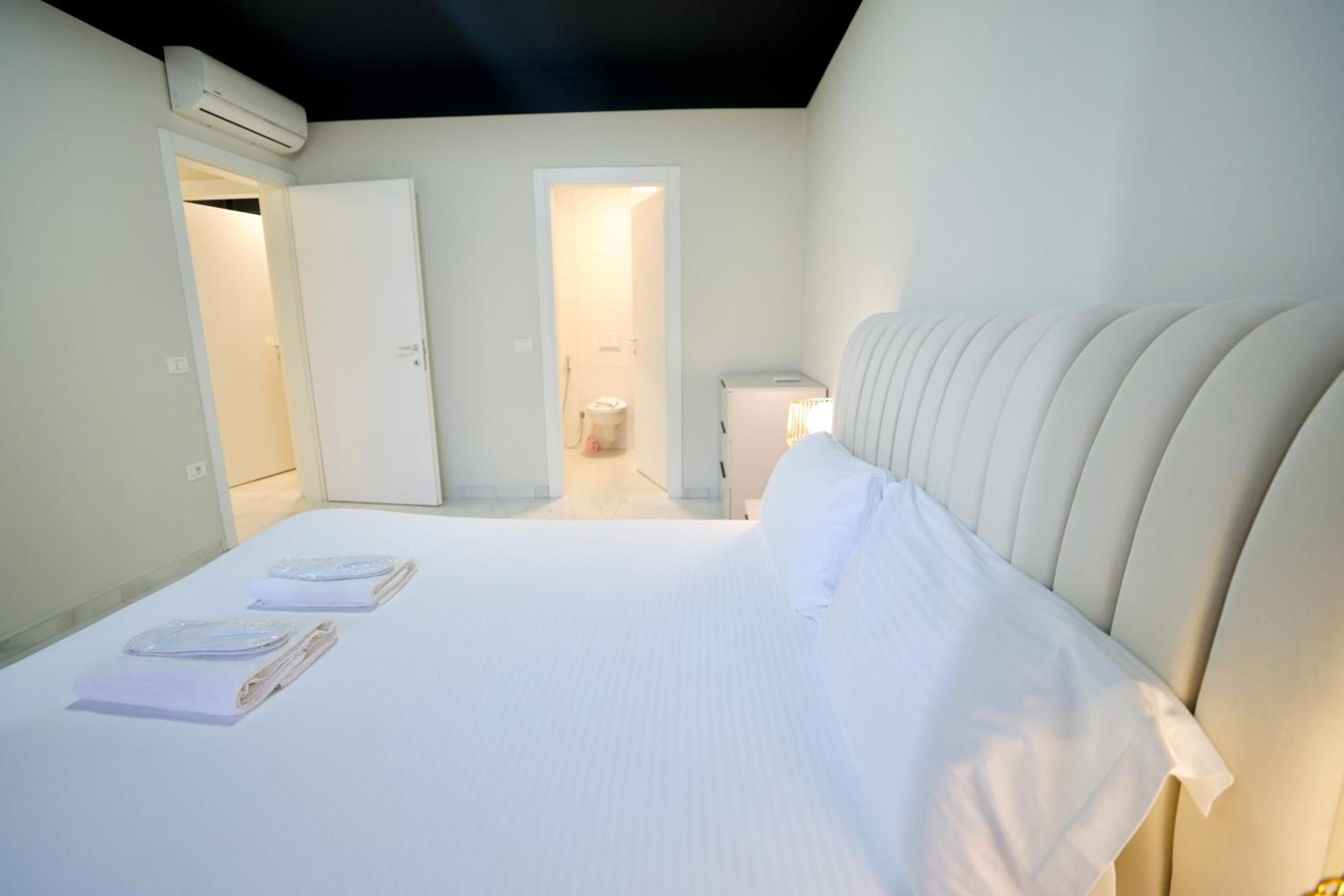 Miku Apartment-Chic 2 Bedroom Escape