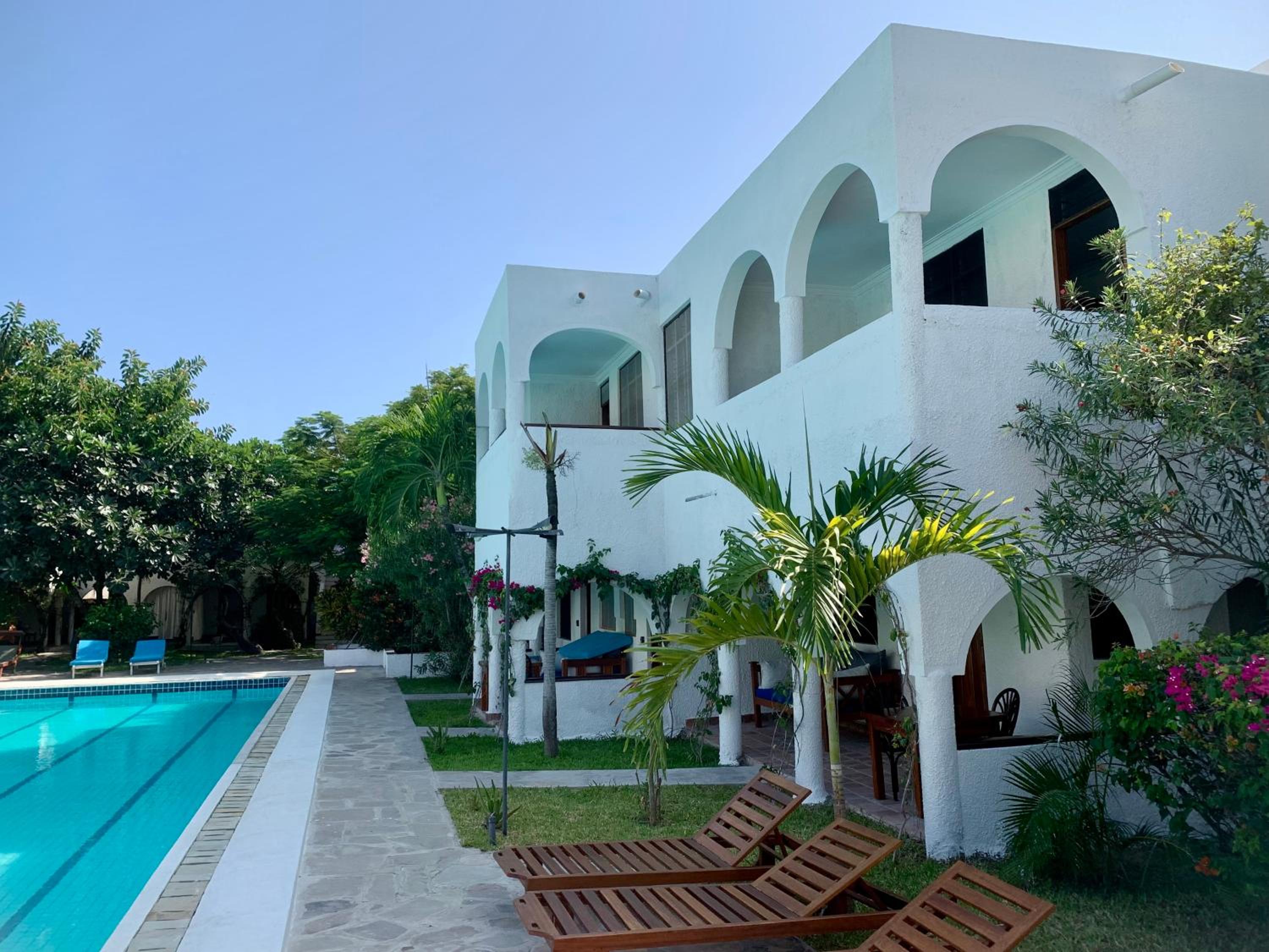 Silver Coral Apartments Malindi