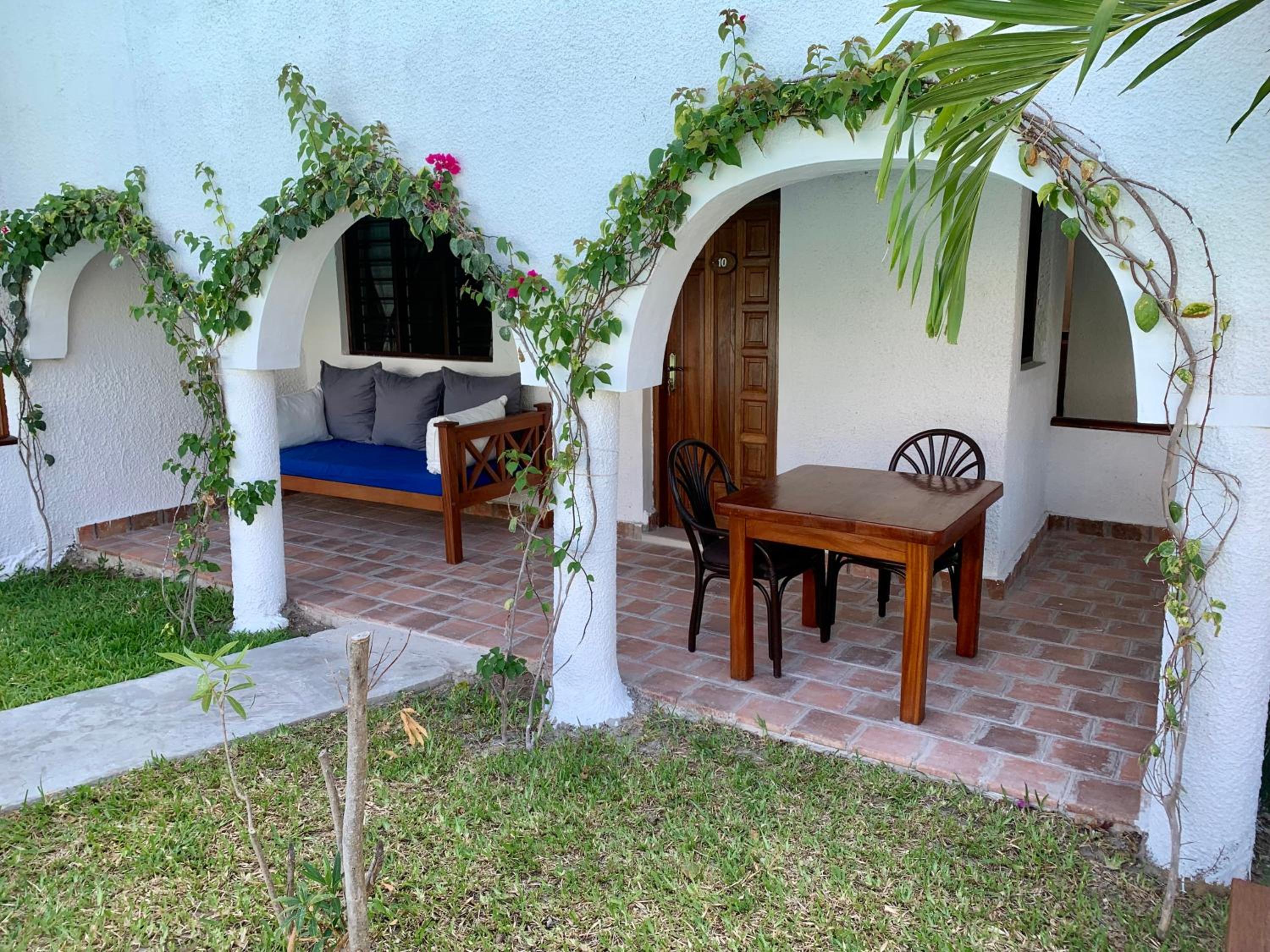 Silver Coral Apartments Malindi