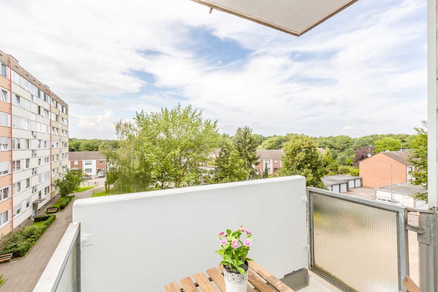 Fully Equipped Apartments with Balcony