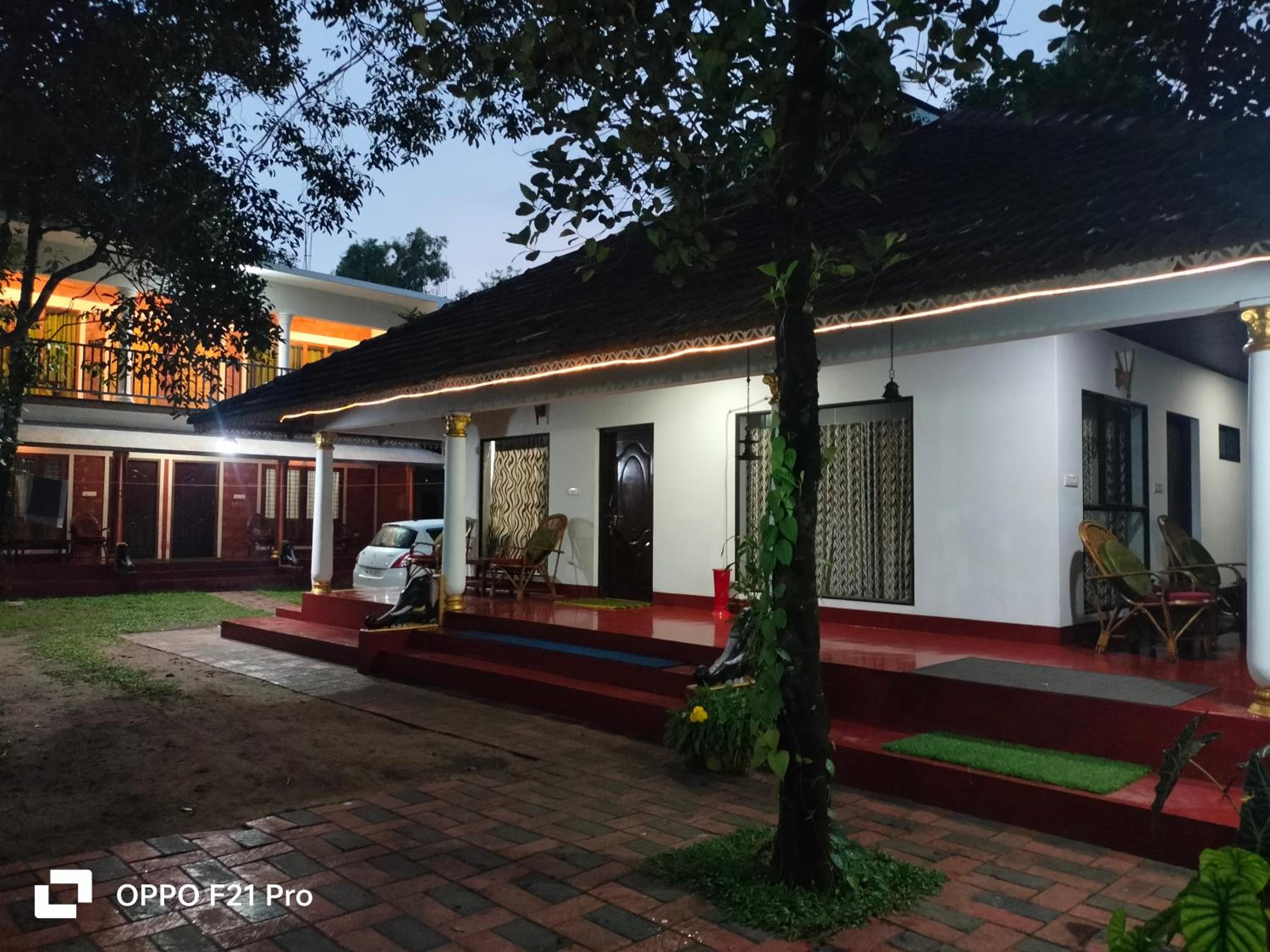 MARARI SEA SCAPE HOMESTAY Beach