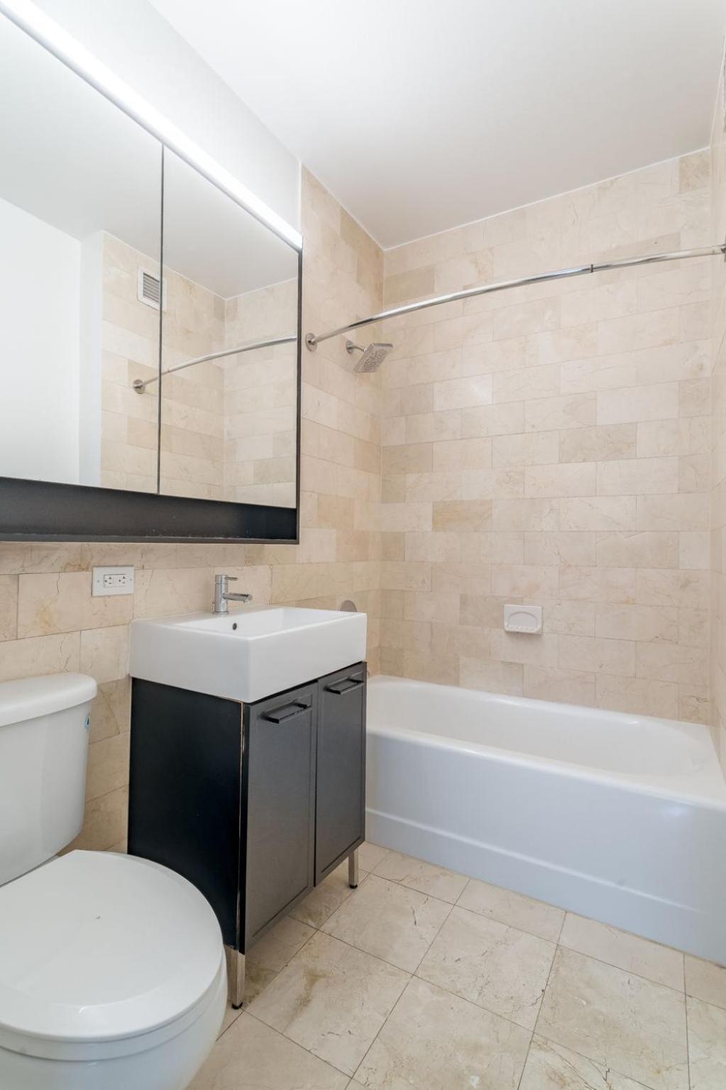 Comfort and Charm 2BR 1Bath Apartment