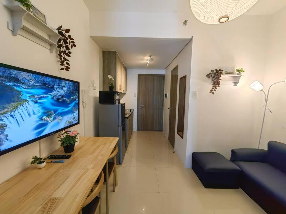 1BR Condotel with Balcony at FAME Residences #FM54 view 3