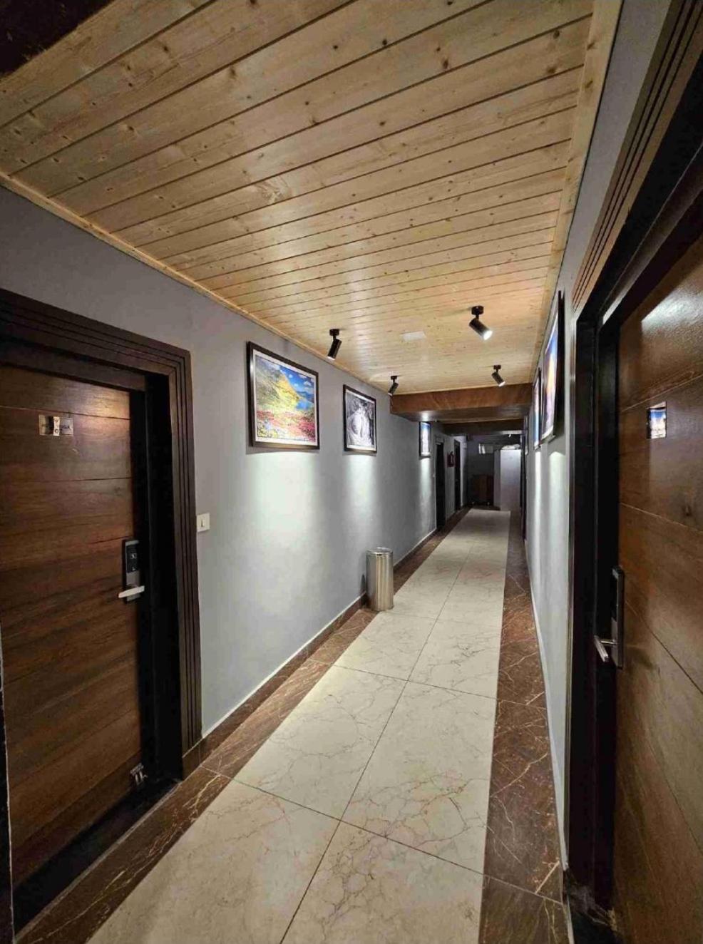Photo 9