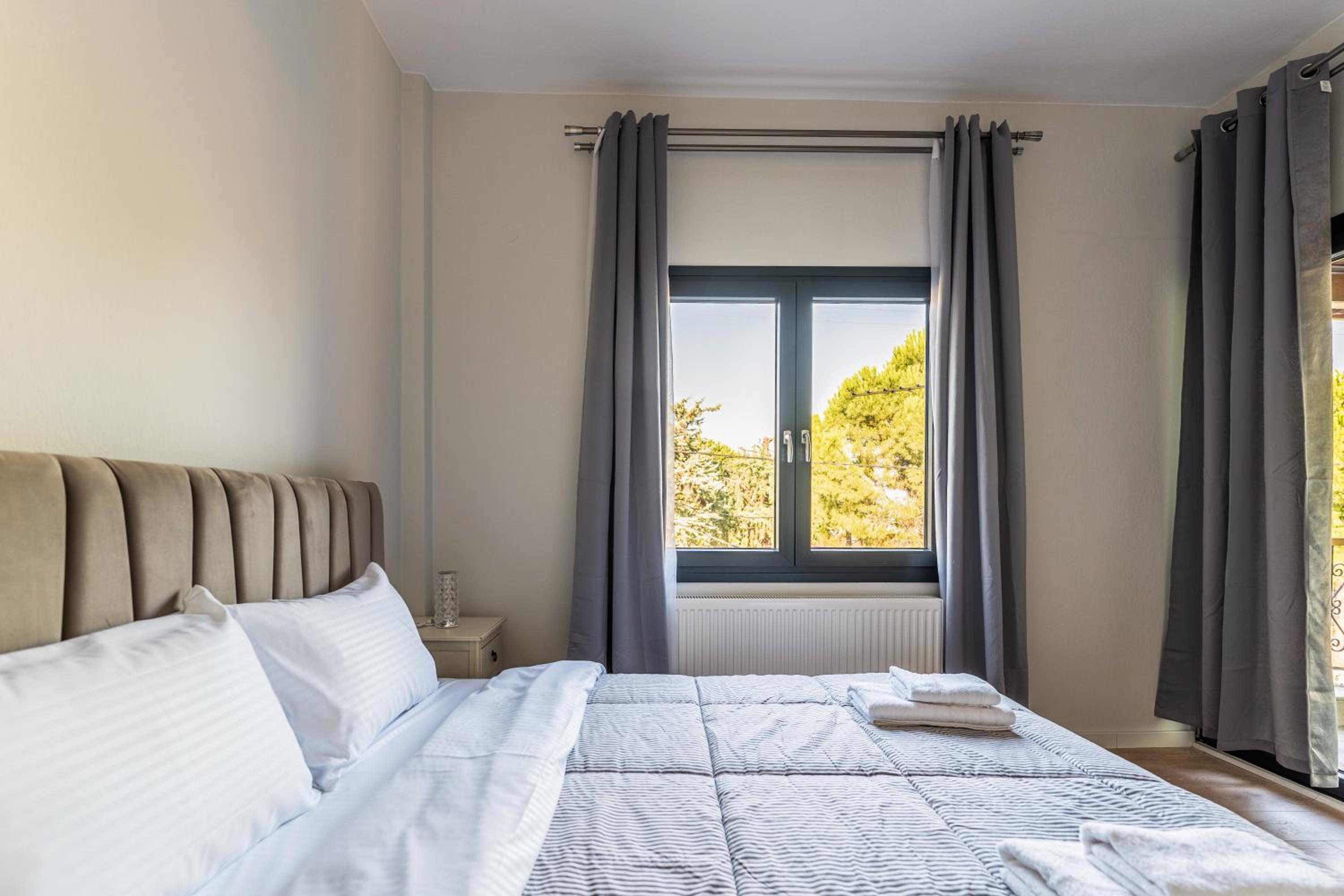 George House photo 3