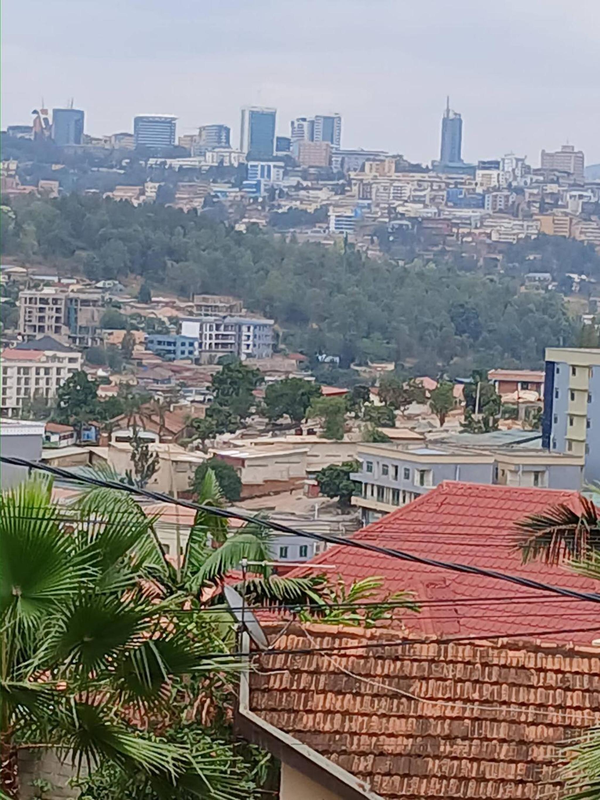 Cosy appartement in Kigali view 4