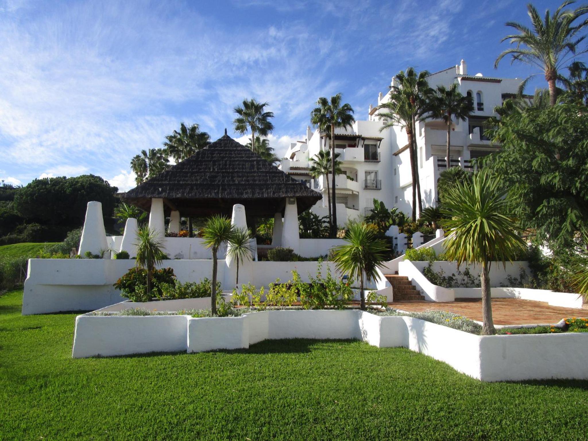 Nice groundfloor with pool view view 3