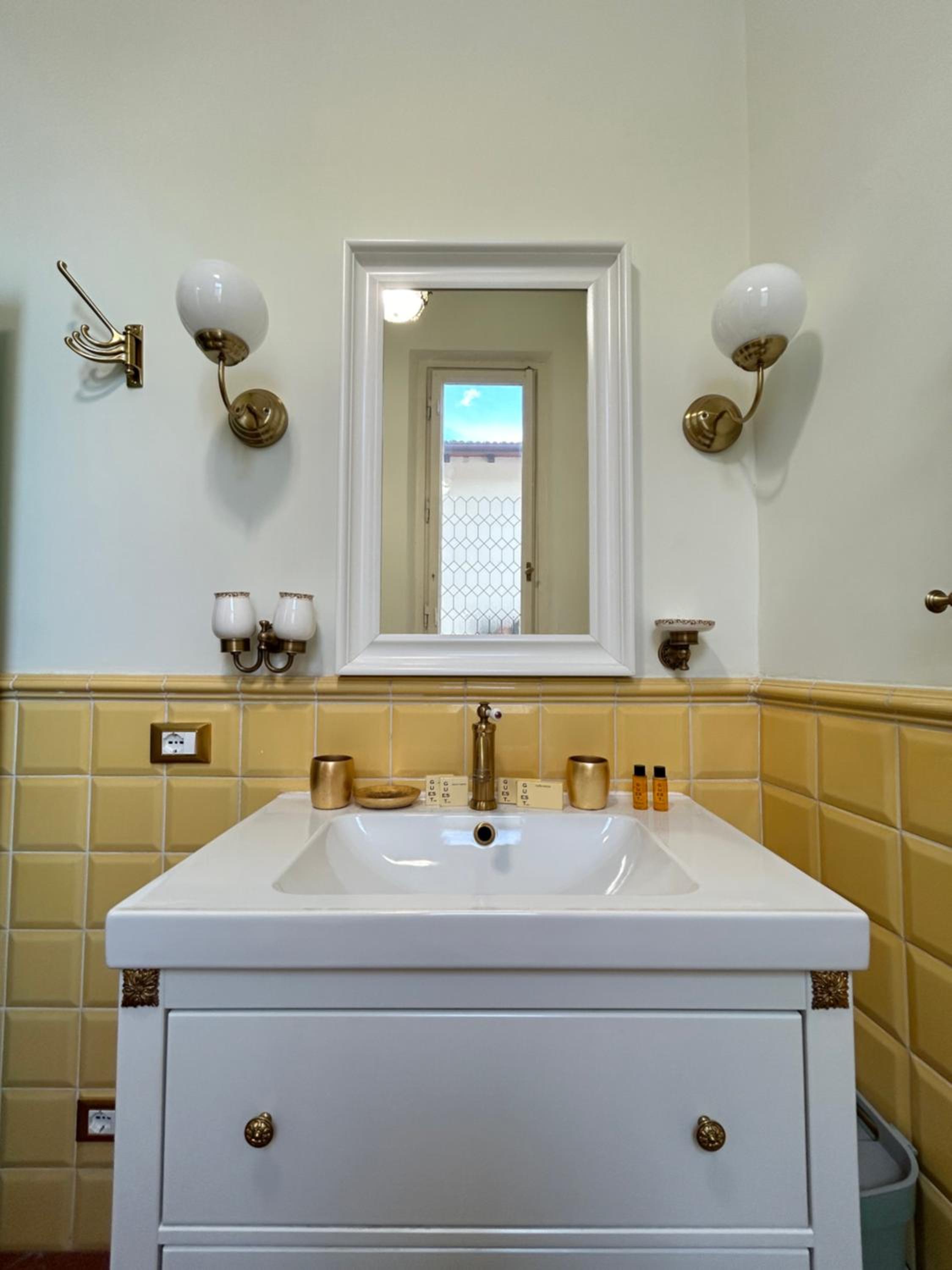 Florentine Penthouse by FlorenceHospitality com