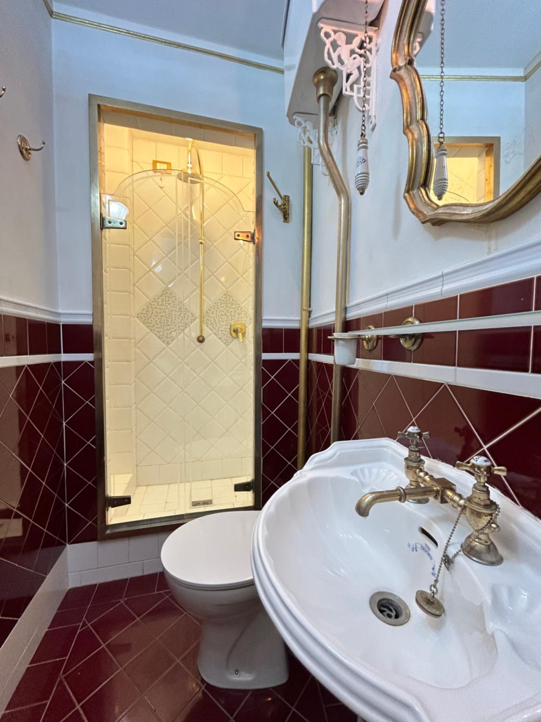 Florentine Penthouse by FlorenceHospitality com