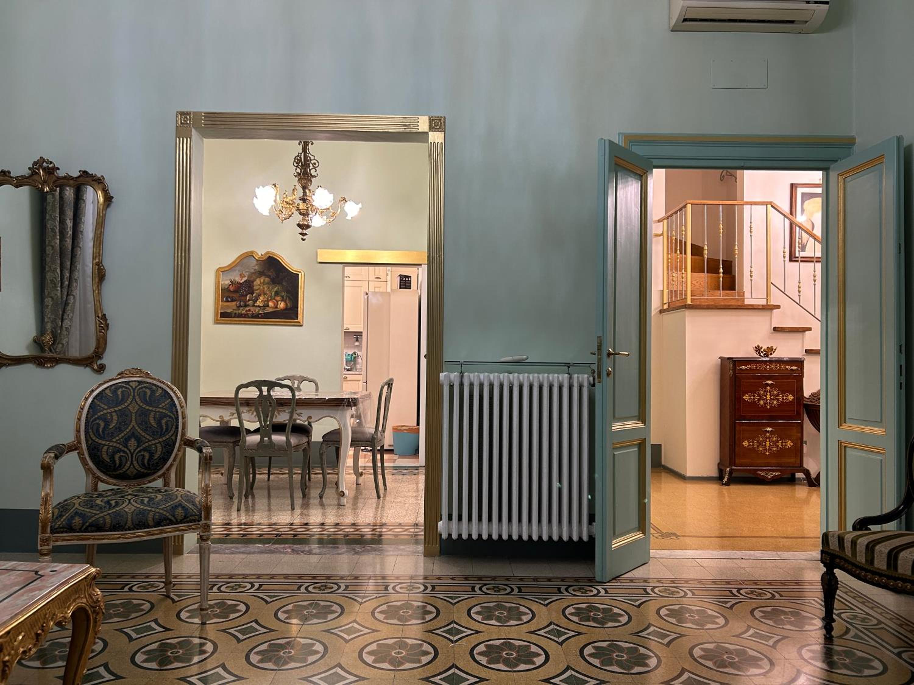 Florentine Penthouse by FlorenceHospitality com
