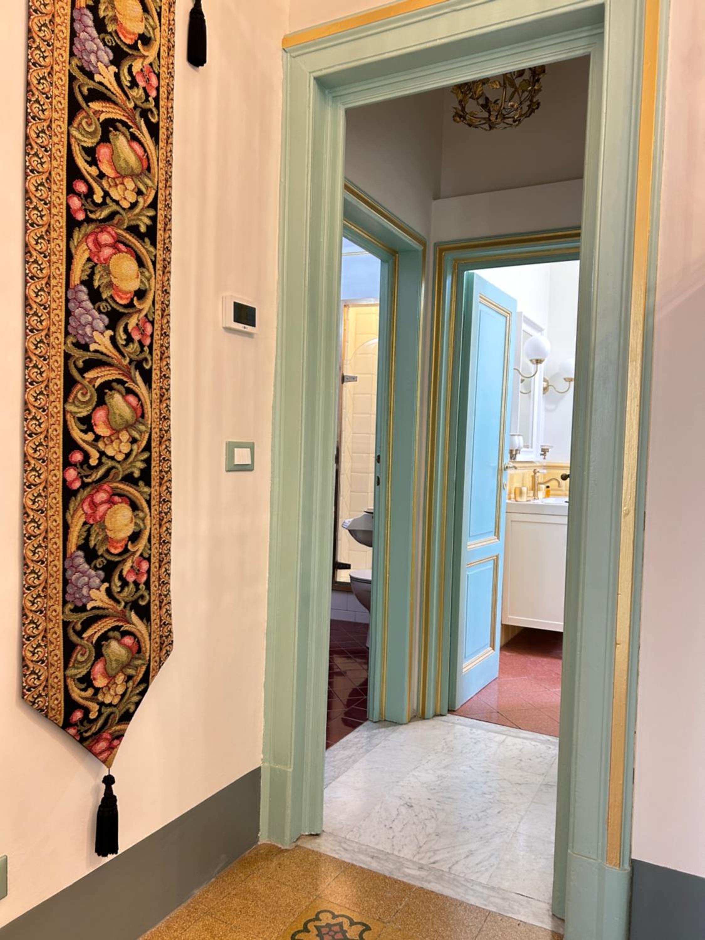 Florentine Penthouse by FlorenceHospitality com