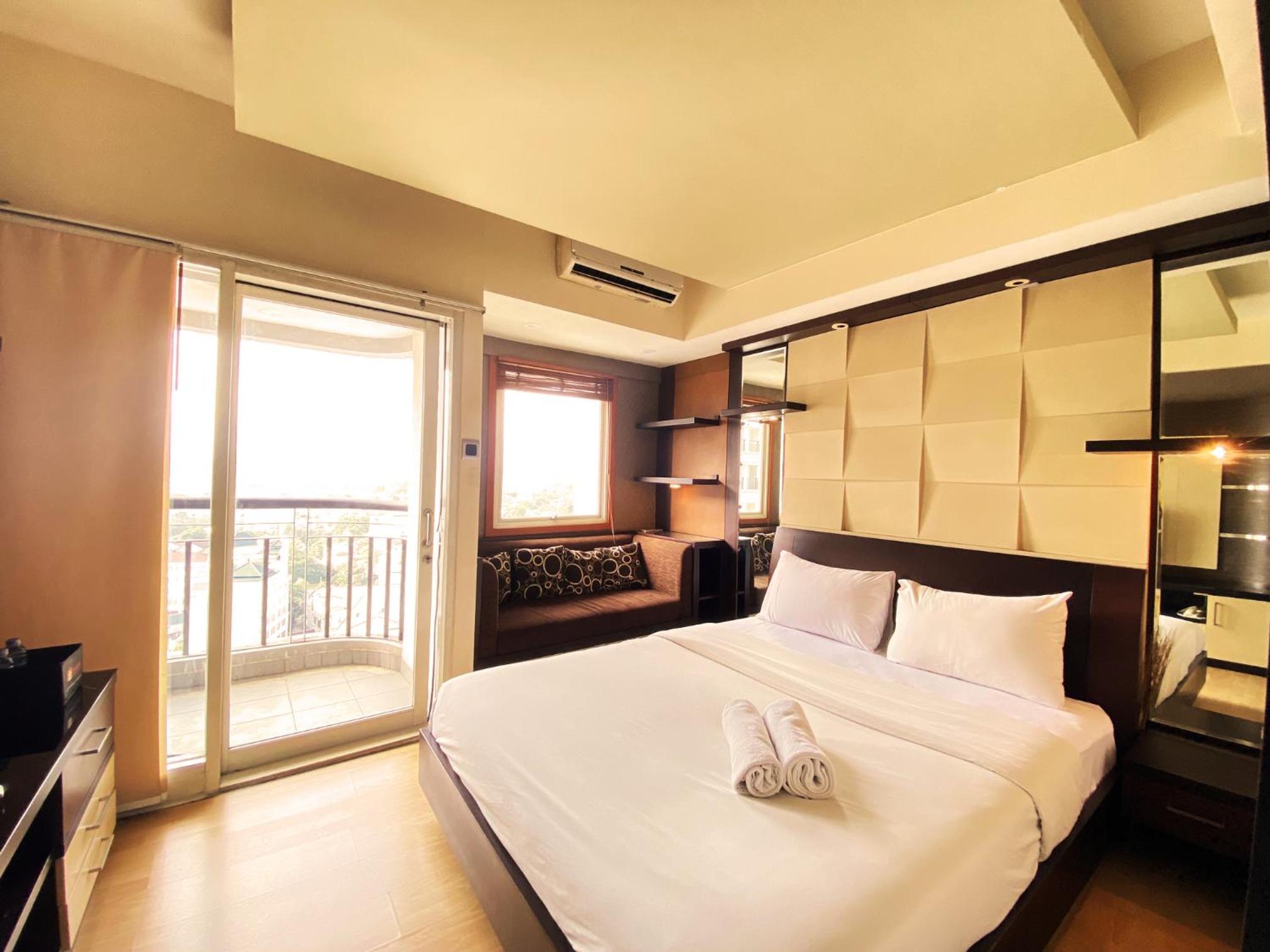 Warm and Comfort Studio Apartment at Braga City Walk By Travelio