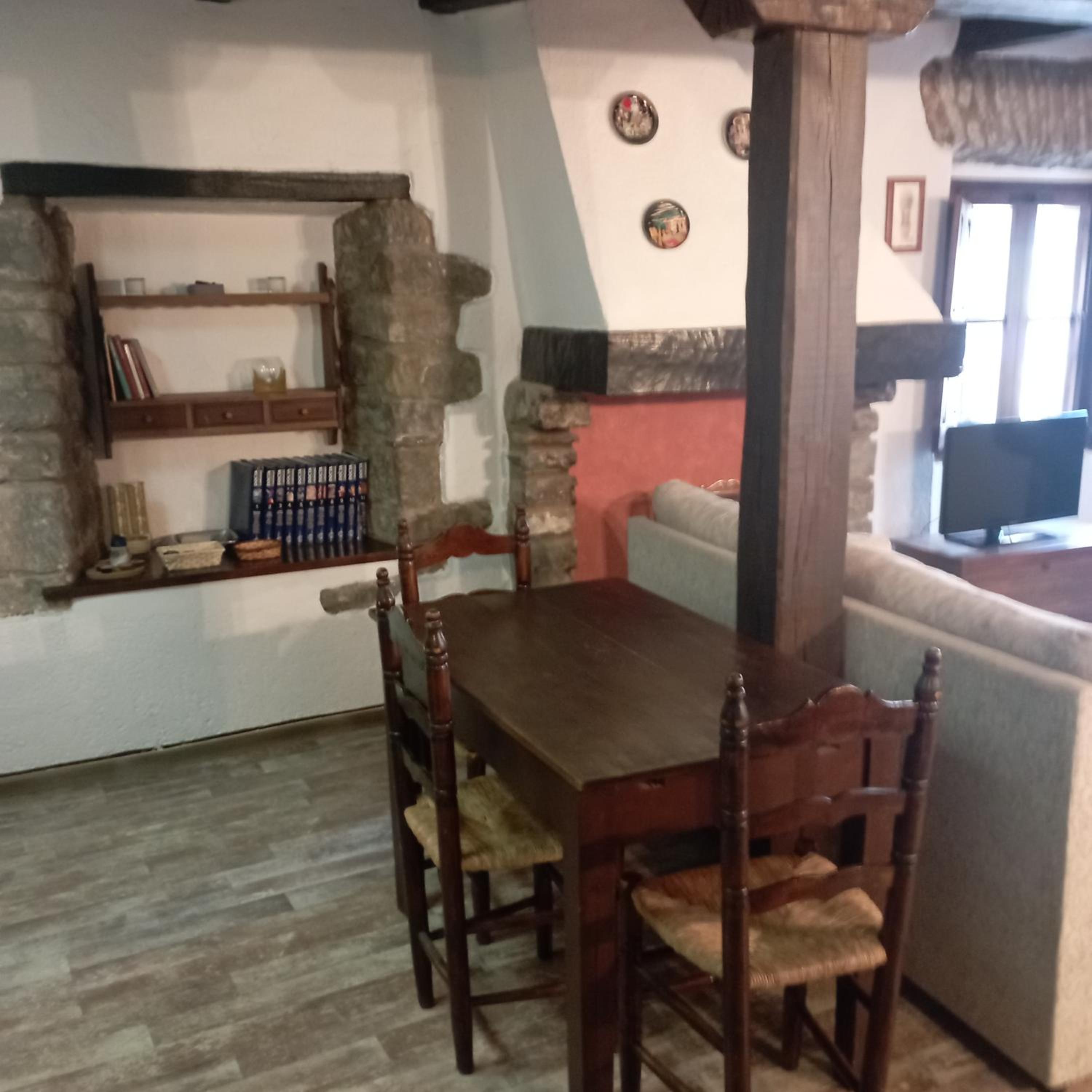 Apartaments Can Lo