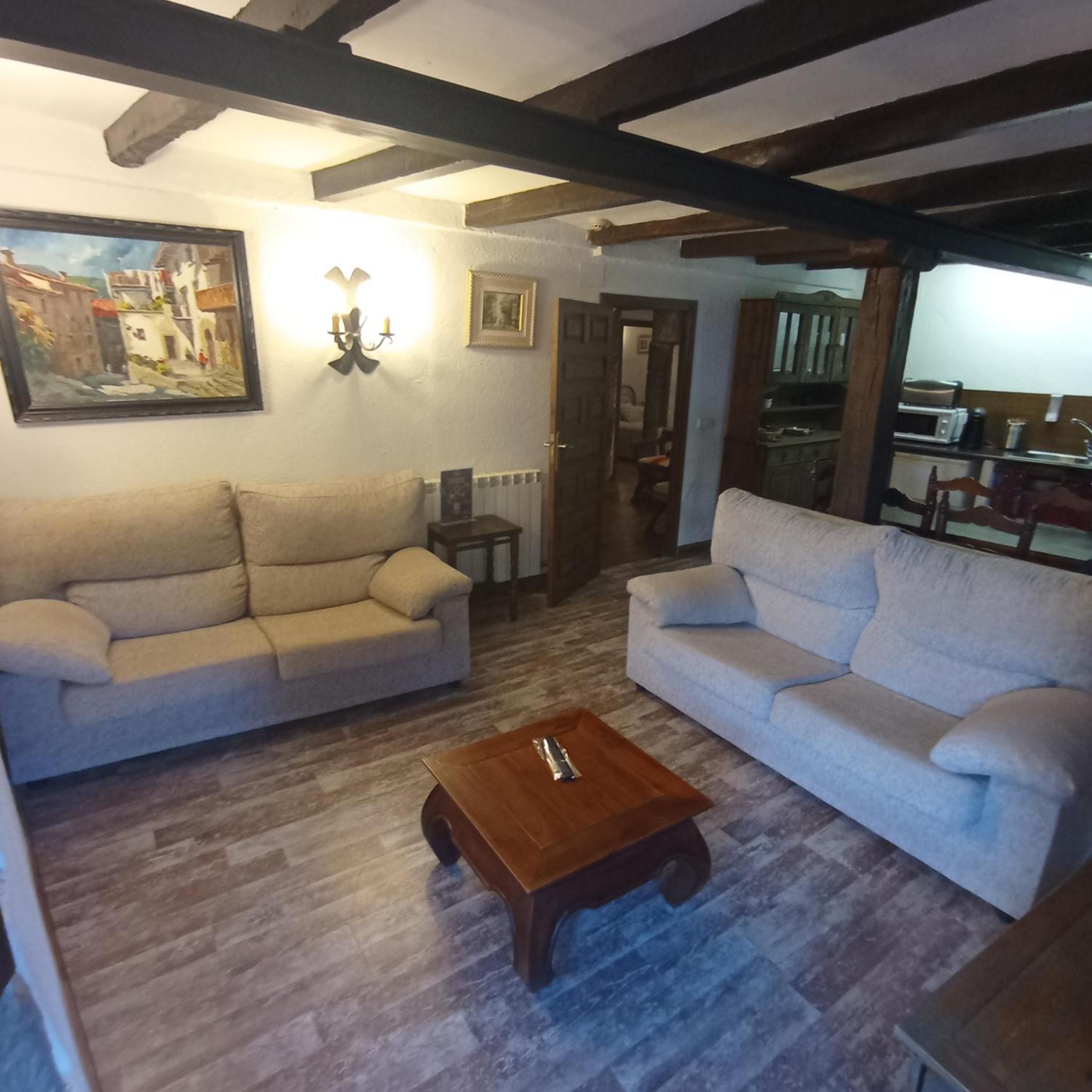 Apartaments Can Lo