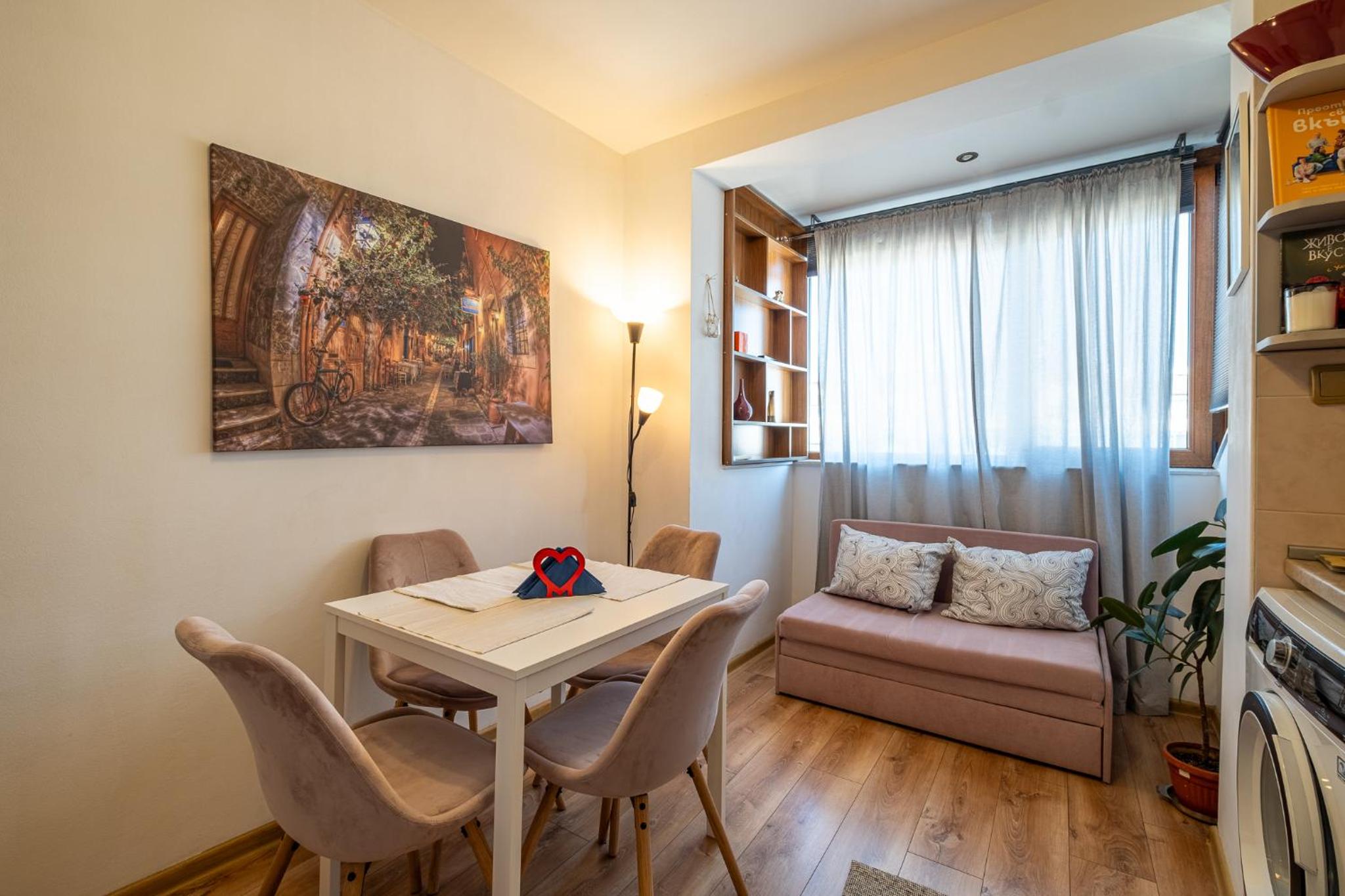 Central 1bdrm Apartment Downtown
