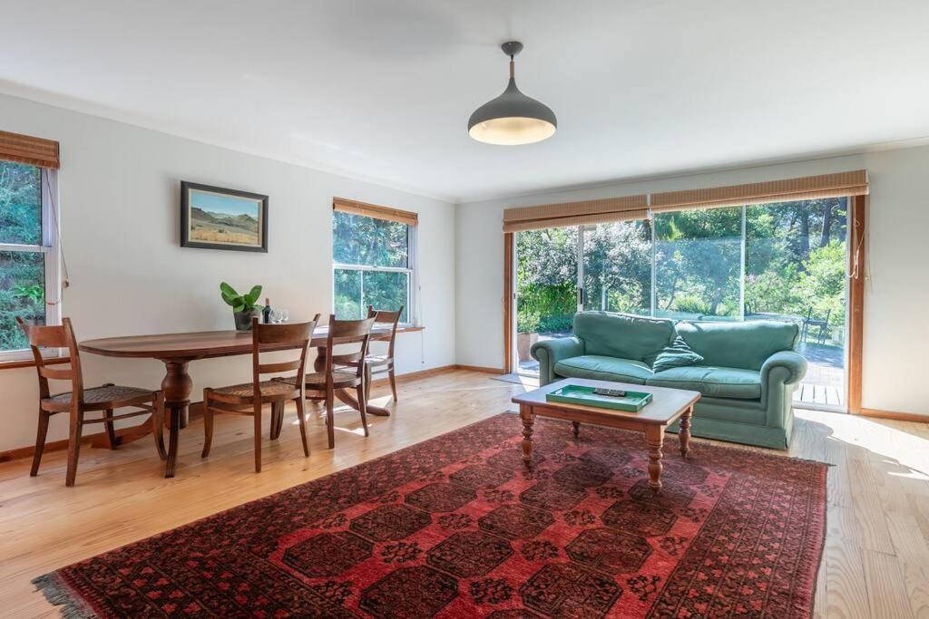 Aristea garden unit- amazing mountain views view 3