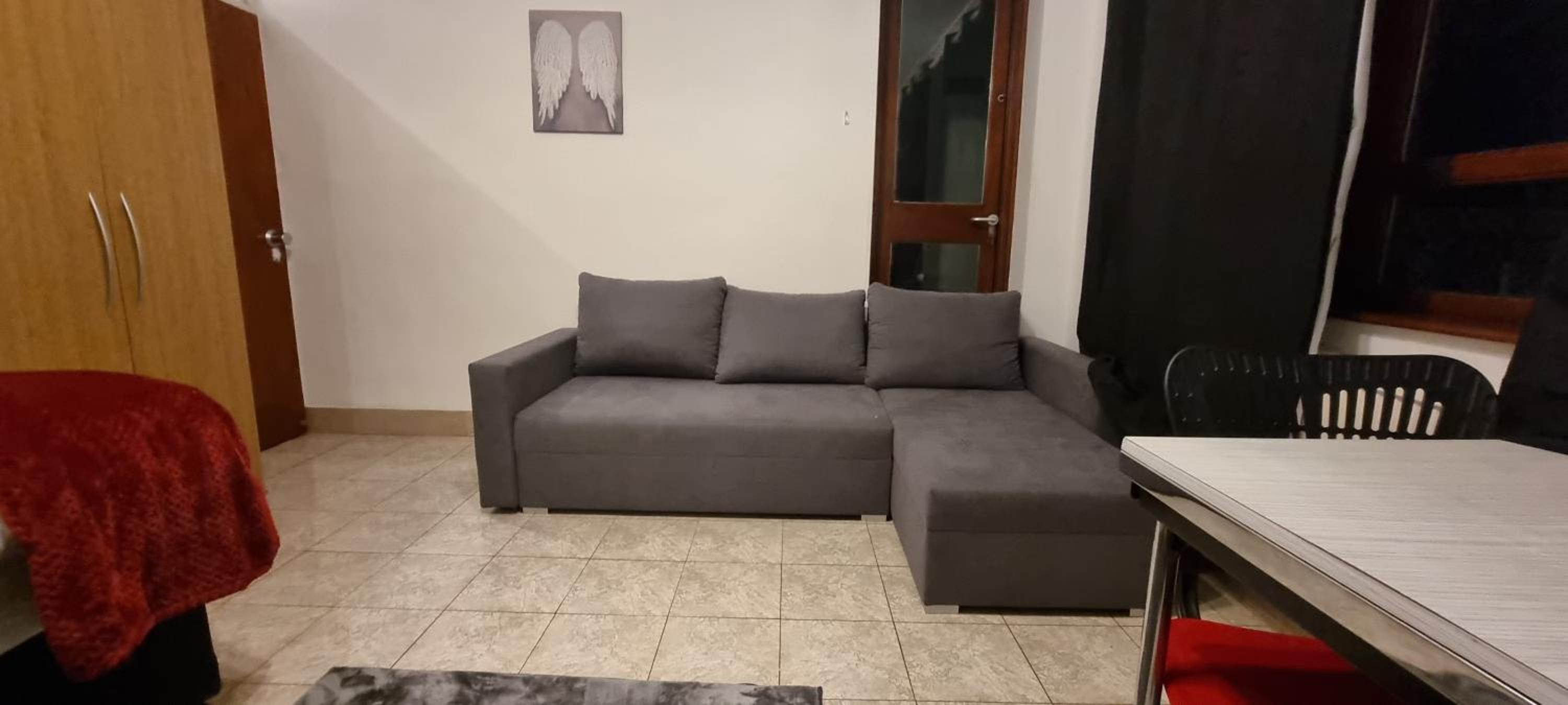 Entire Flat in King's Cross