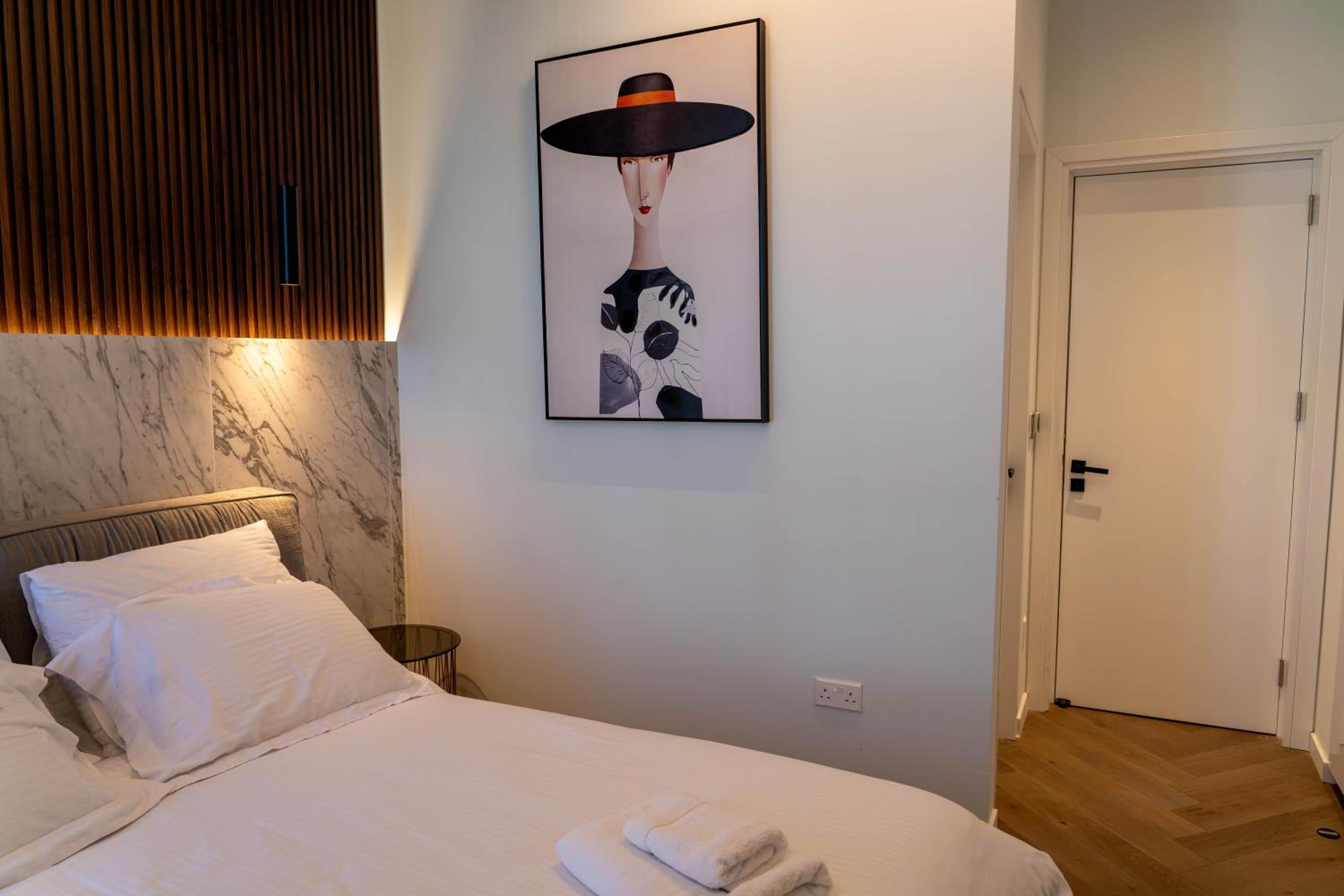 Nice Day 3 Bedroom City Residence