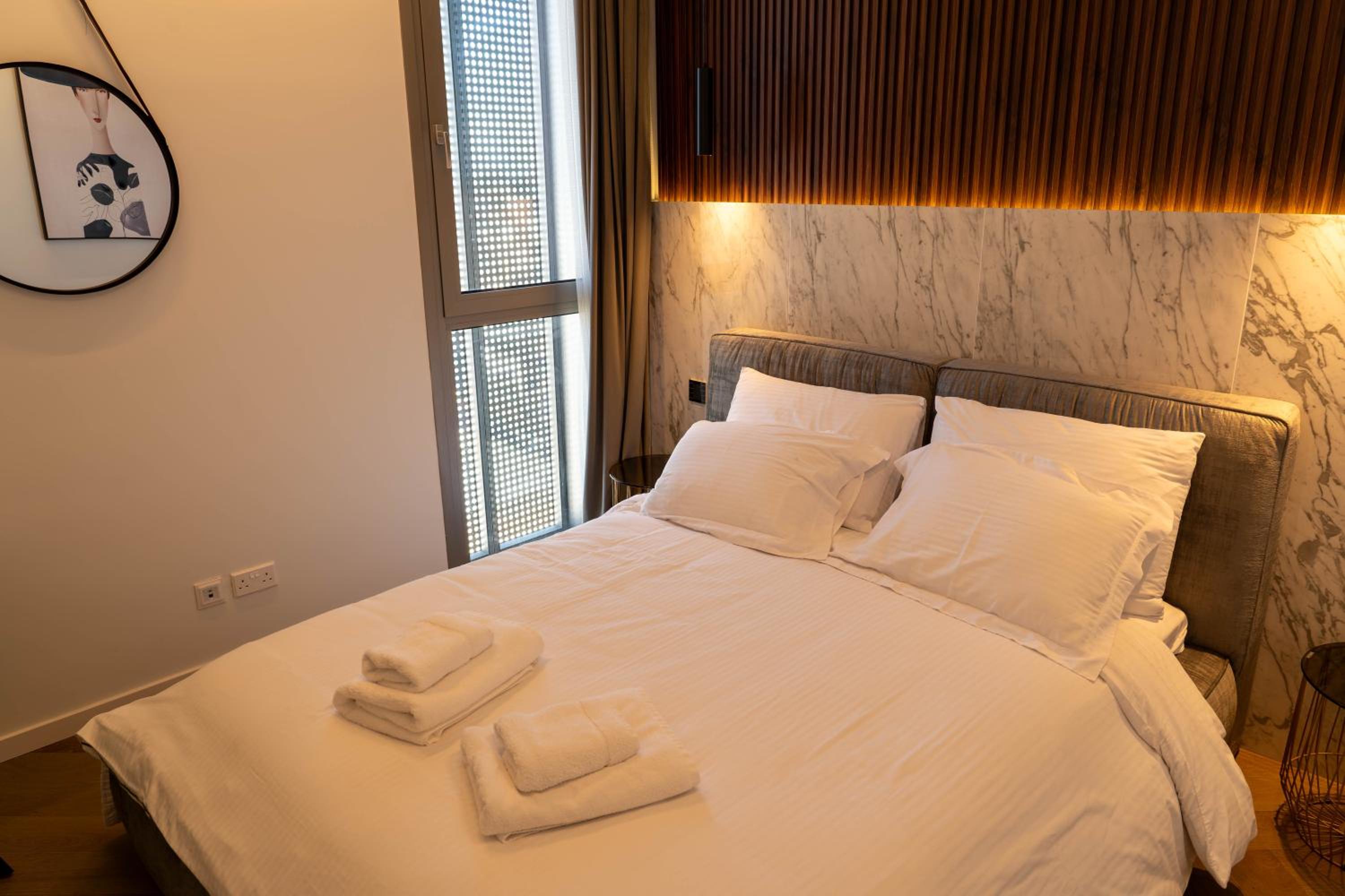 Nice Day 3 Bedroom City Residence
