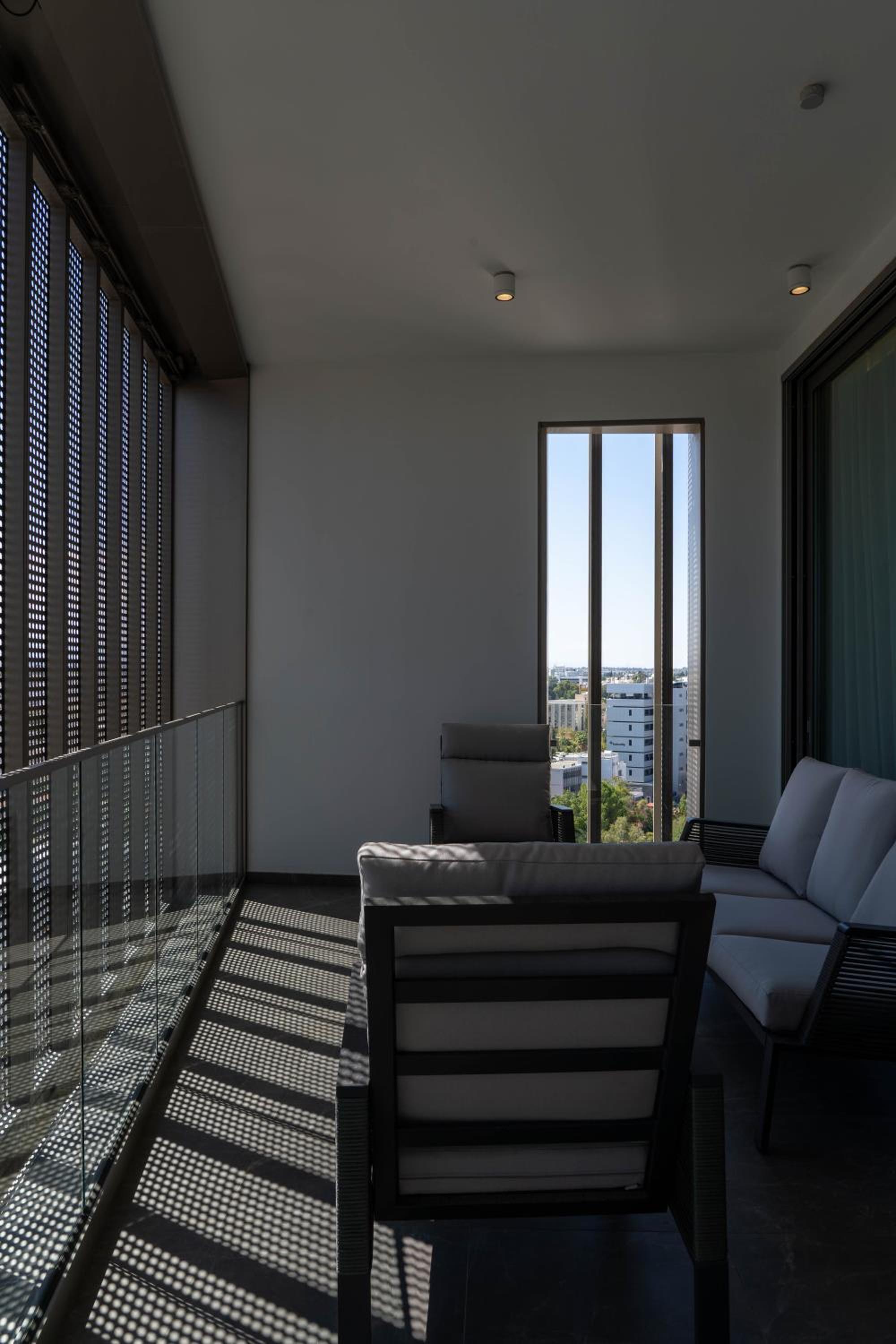 Nice Day 3 Bedroom City Residence
