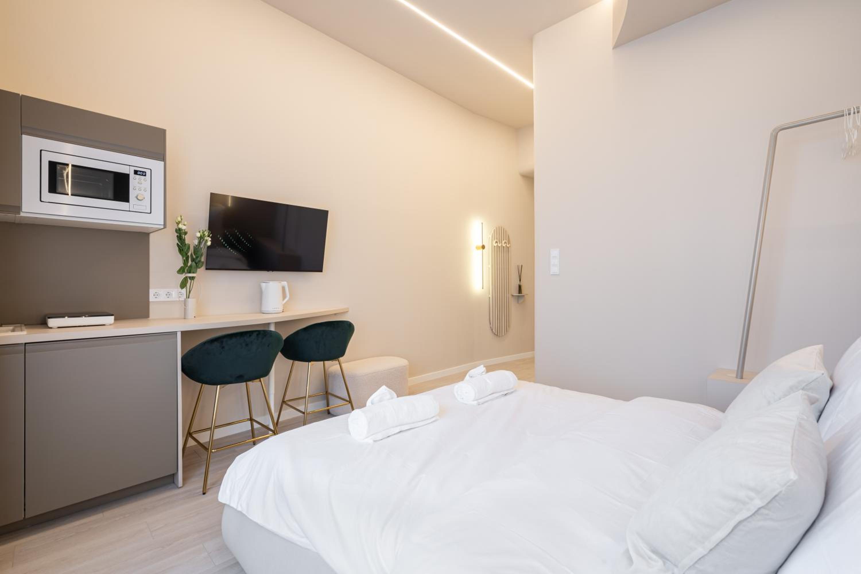 W8 - Wesselényi Stylish Suite - Best Location by BQA view 5