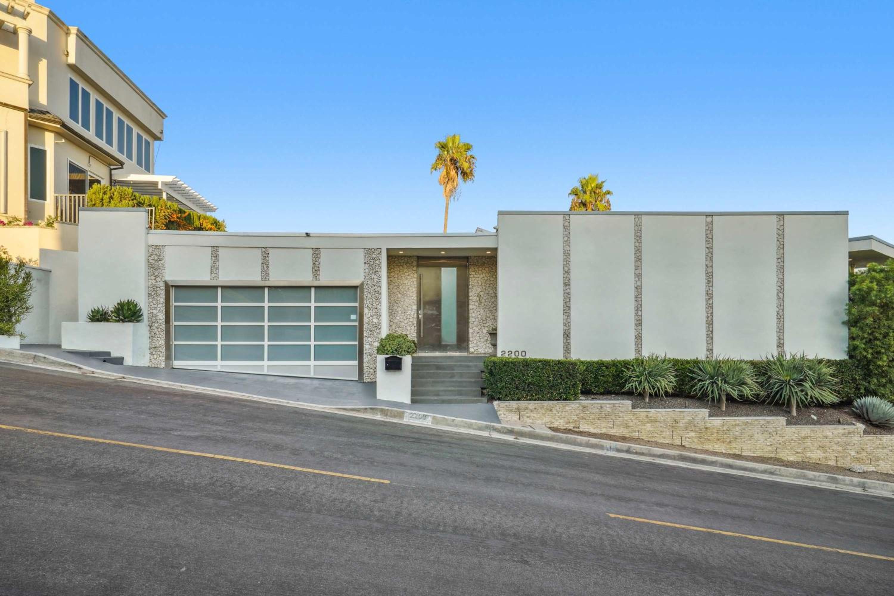 The Elvis Villa by Stay Awhile Villas