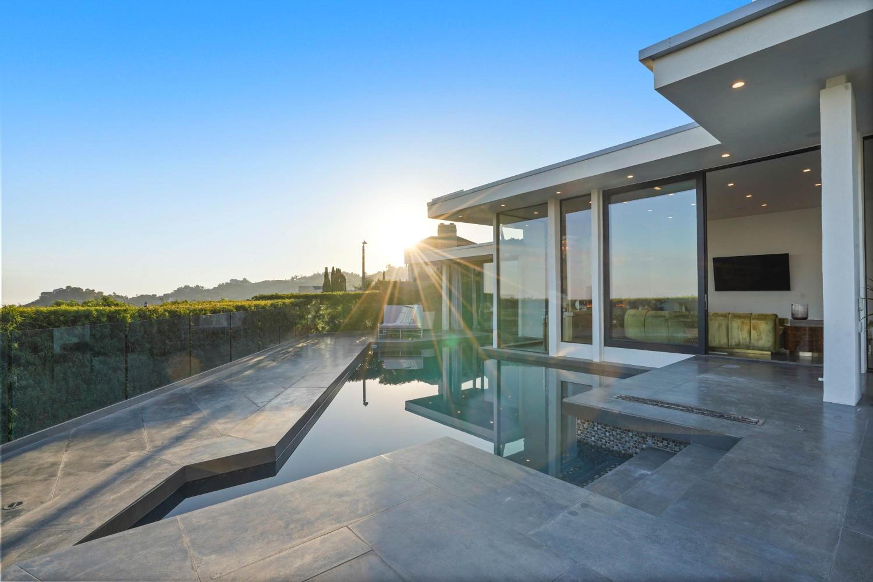 The Elvis Villa by Stay Awhile Villas
