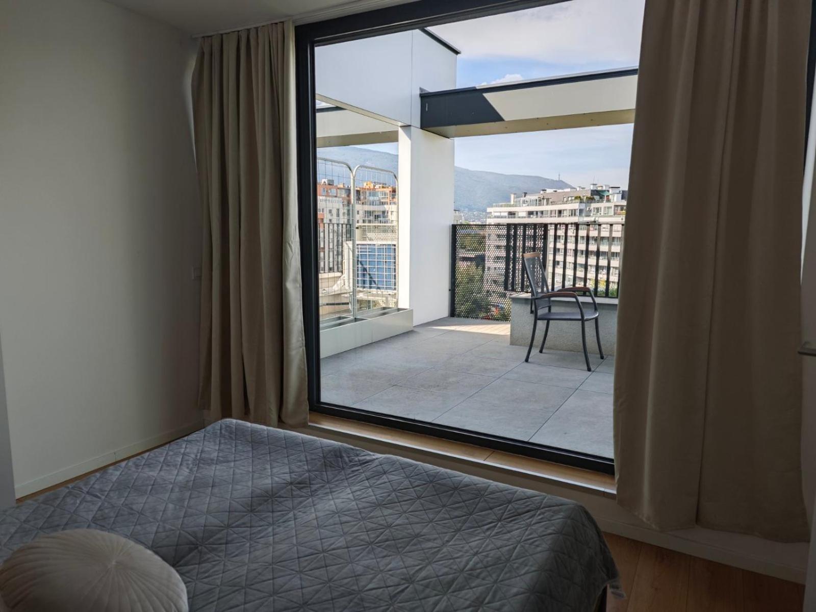 My Campus 1 bdrm, Romantic, Panorama view, Free parking, Self check-in
