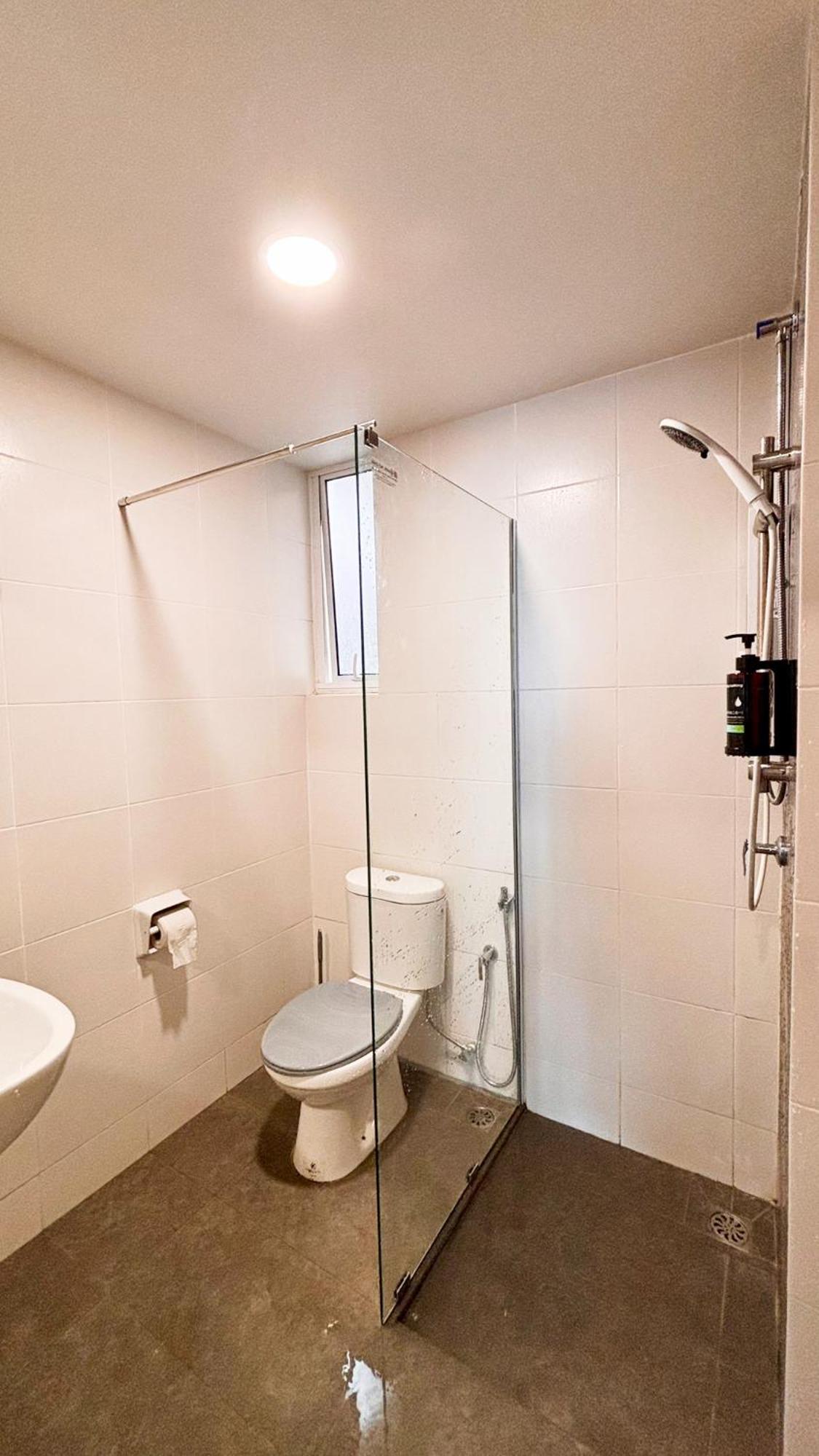 Spacious HOUSE 4R 8pax WiFi-S Pic-Airport view 4