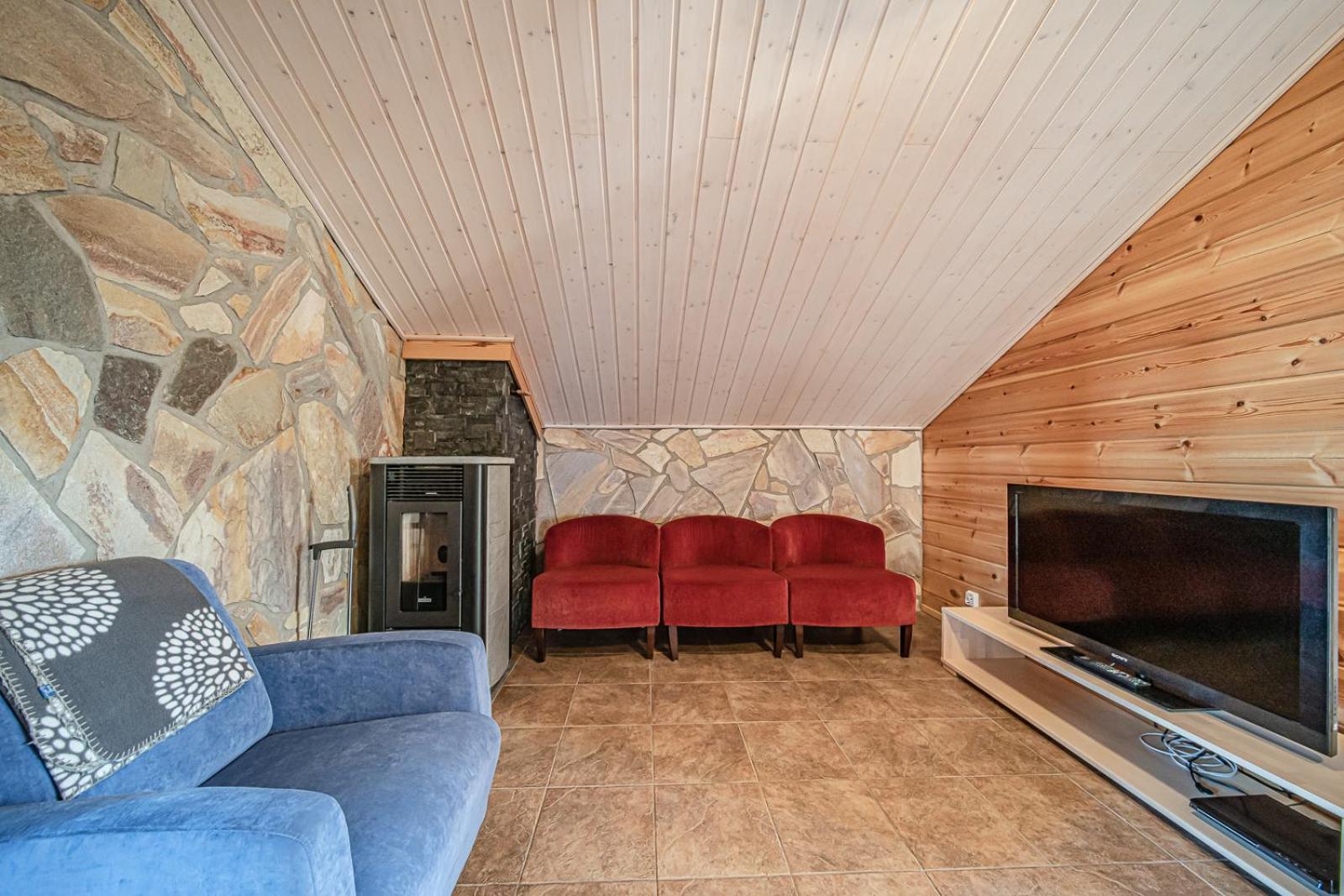 Villa Icehaven by Aavalevi