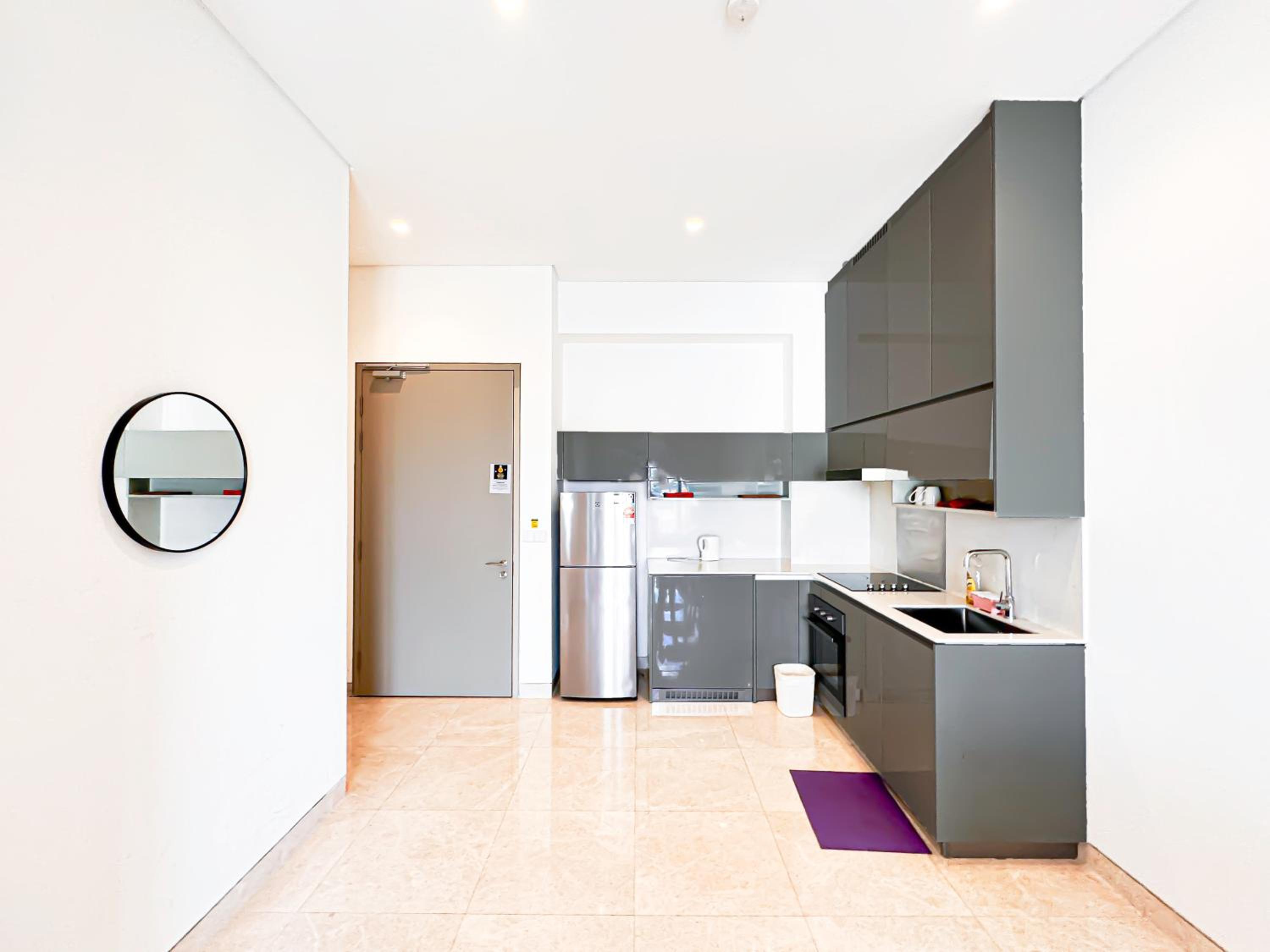 Lucentia Residences By Moonlight Home Stay!