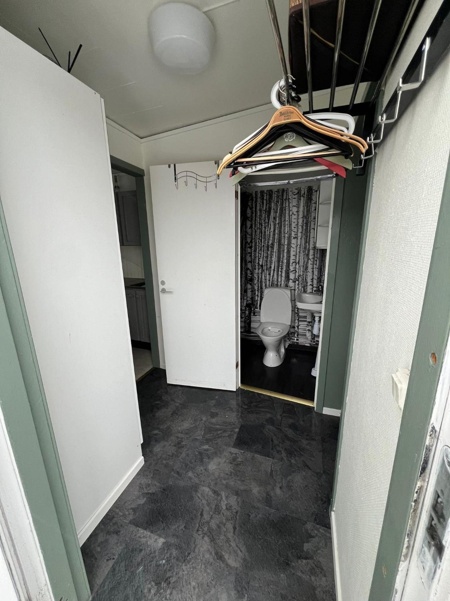 Photo 8