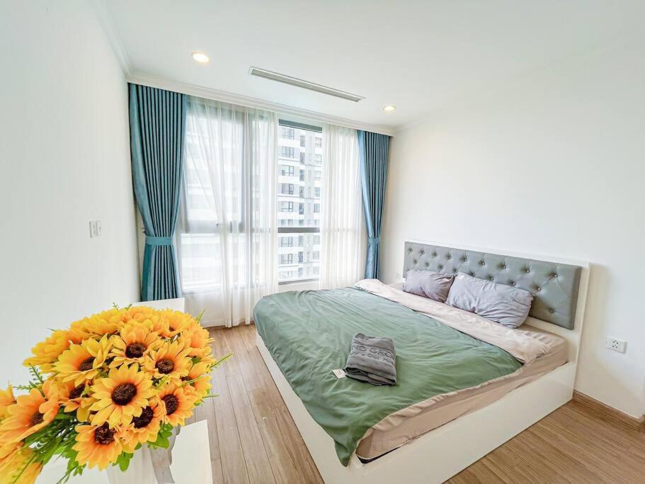 Căn hộ 4 phòng ngủ rộng,thoáng mát, view bể bơi