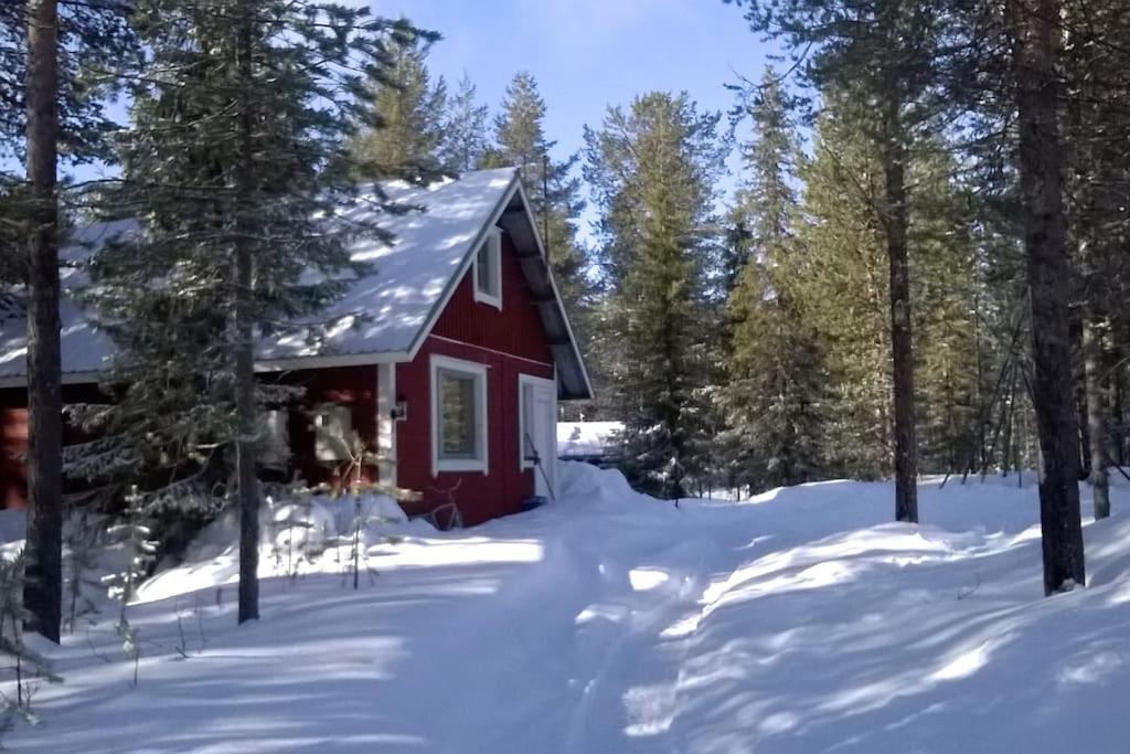 Tievaharju Cabin