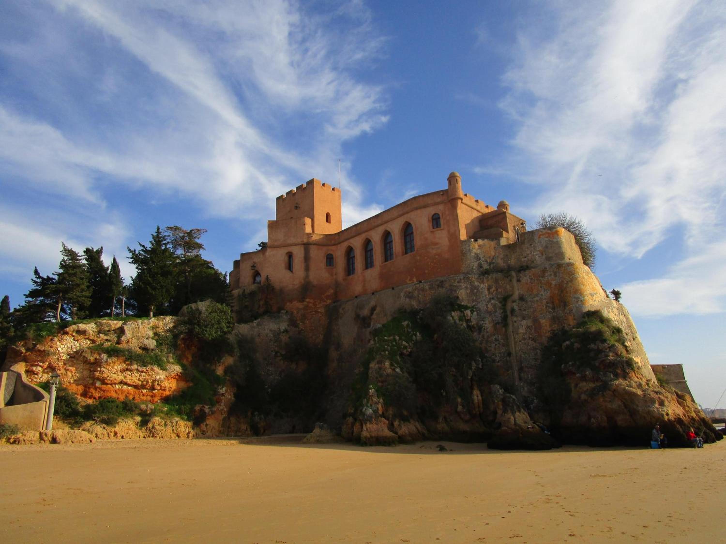 Spacious Apartment in Old Ferragudo Village view 3