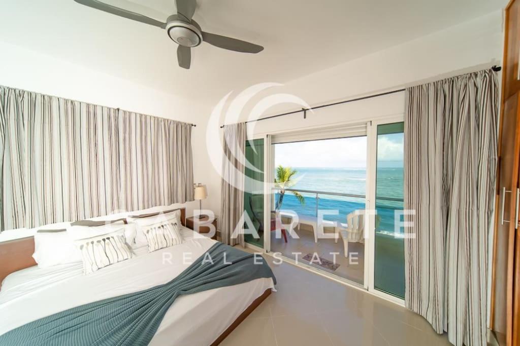 Beachfront penthouse, in Cabarete Bay, Center