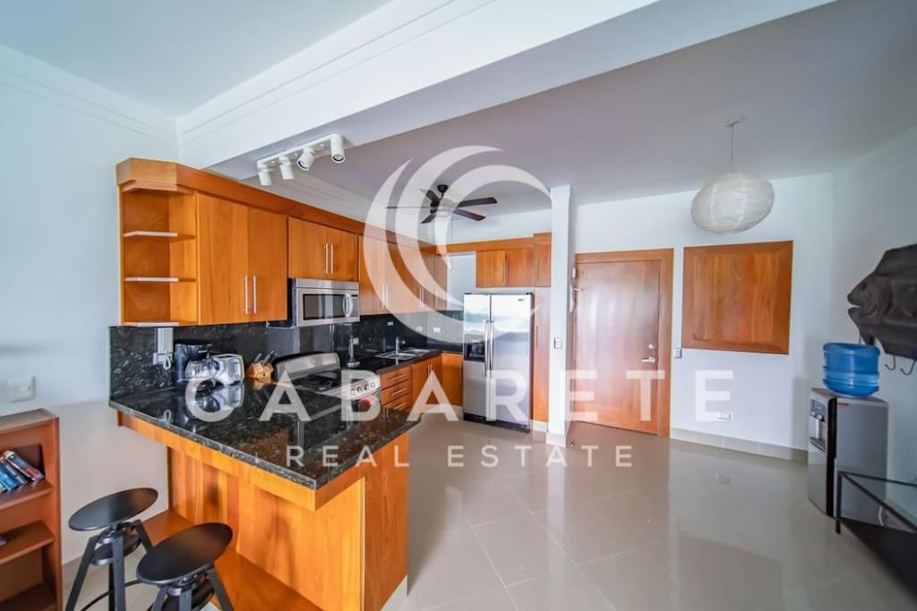 Beachfront penthouse, in Cabarete Bay, Center